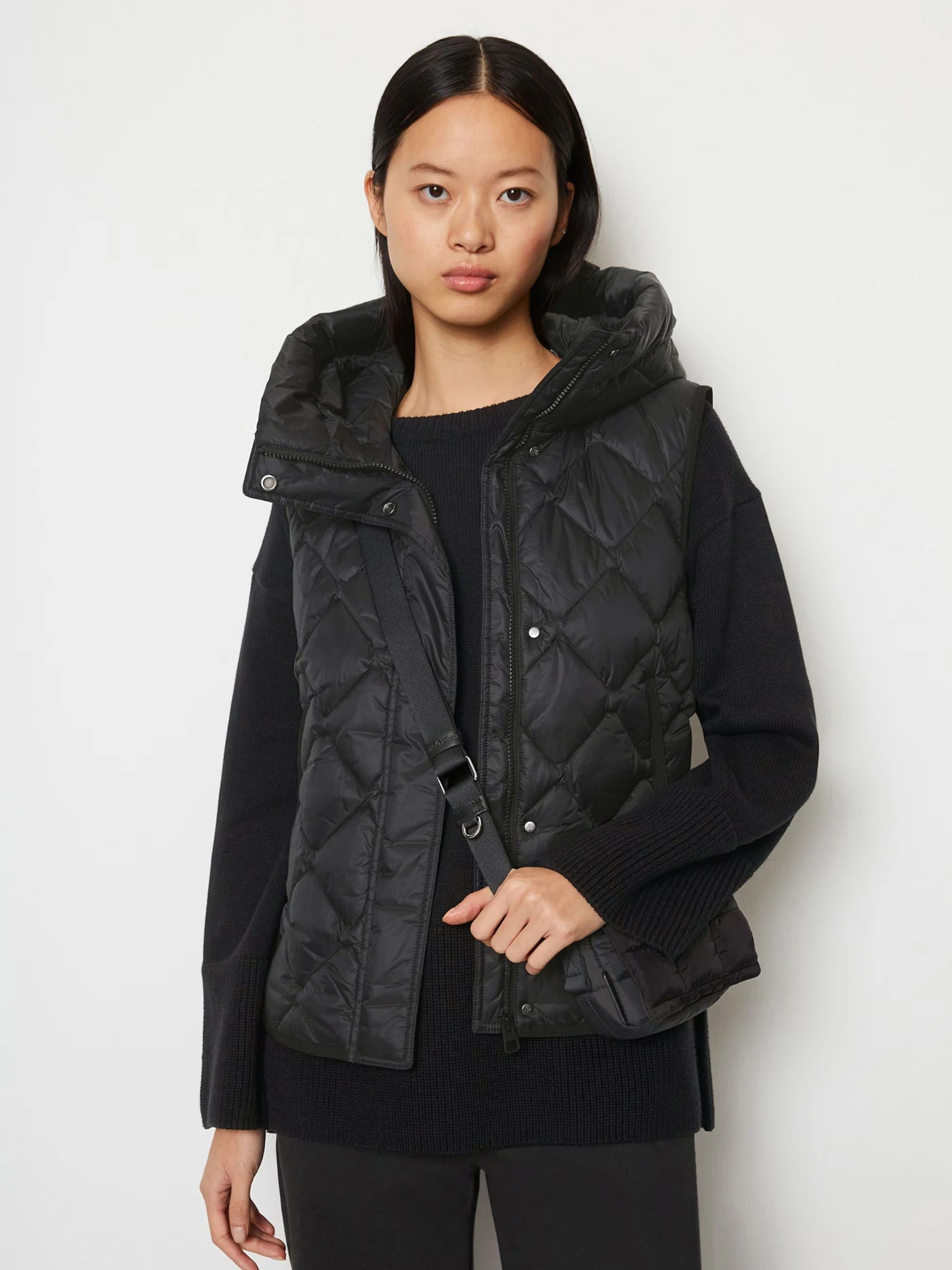 Куртки и дубленки Marc O’Polo модель 400085172009-990 Фото