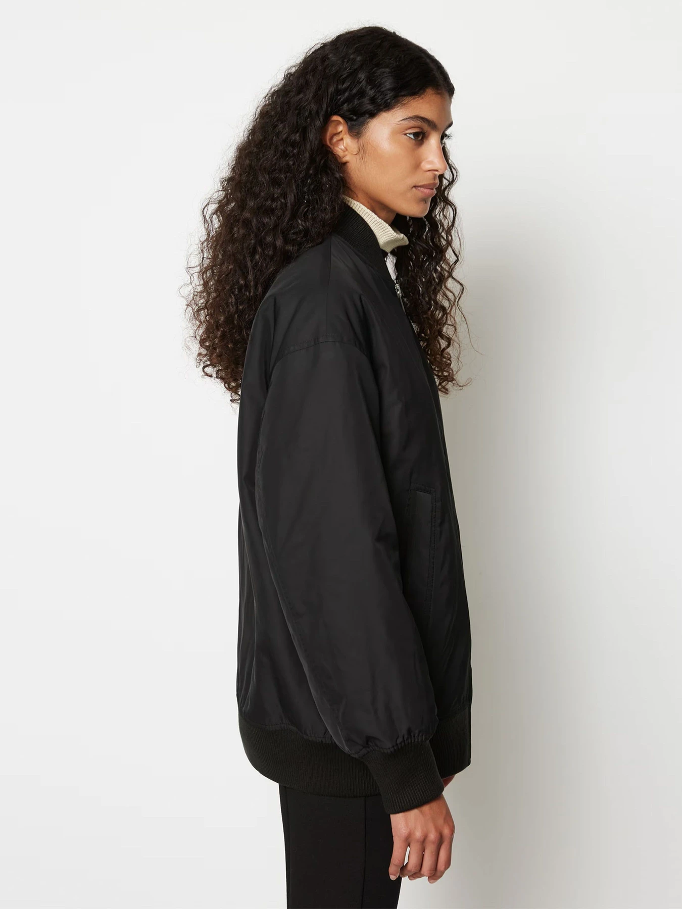 Куртки и дубленки Marc O’Polo модель 400127070021-990 Фото