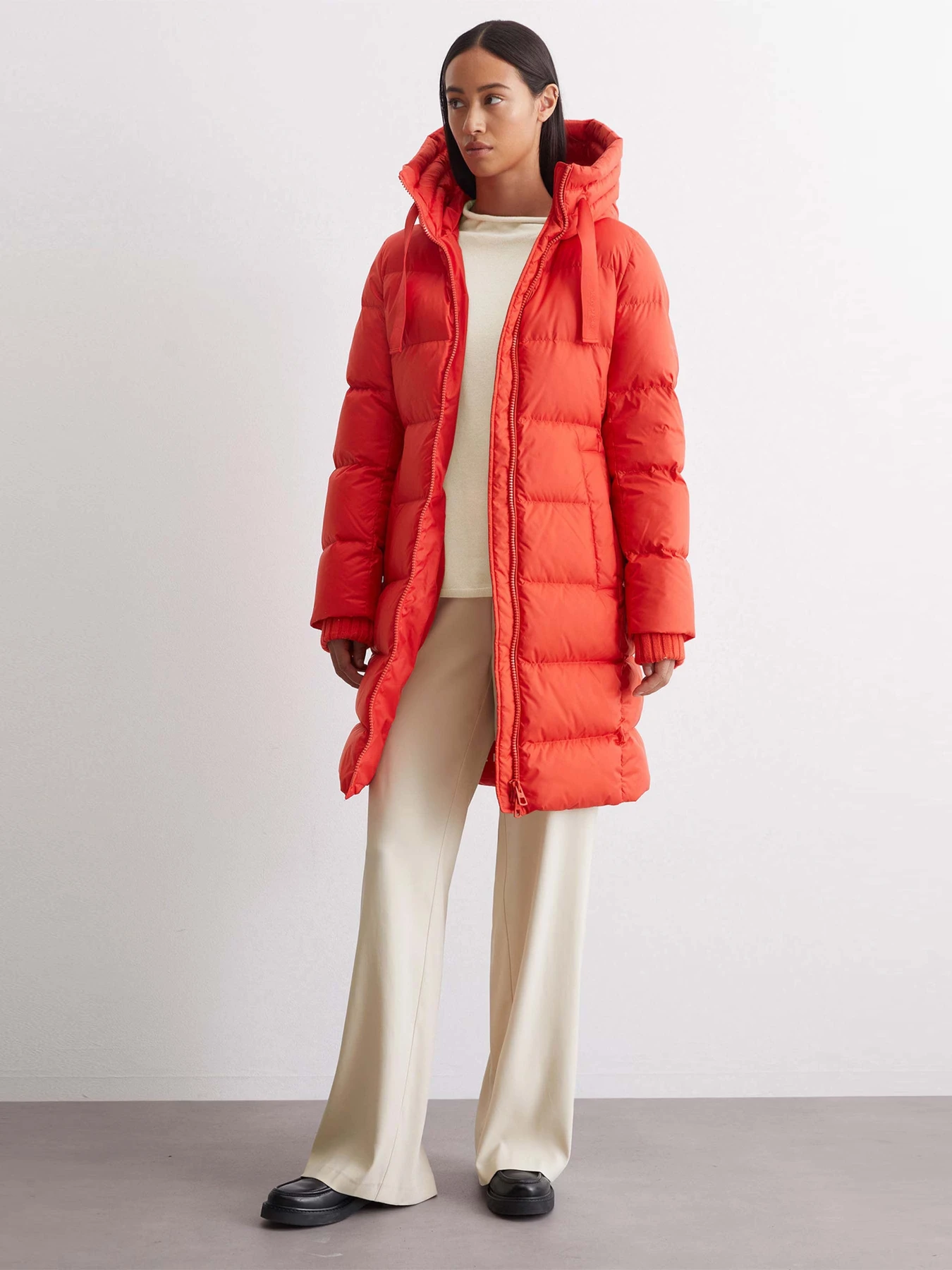 Куртки и дубленки Marc O’Polo модель 409032971285-356 Фото