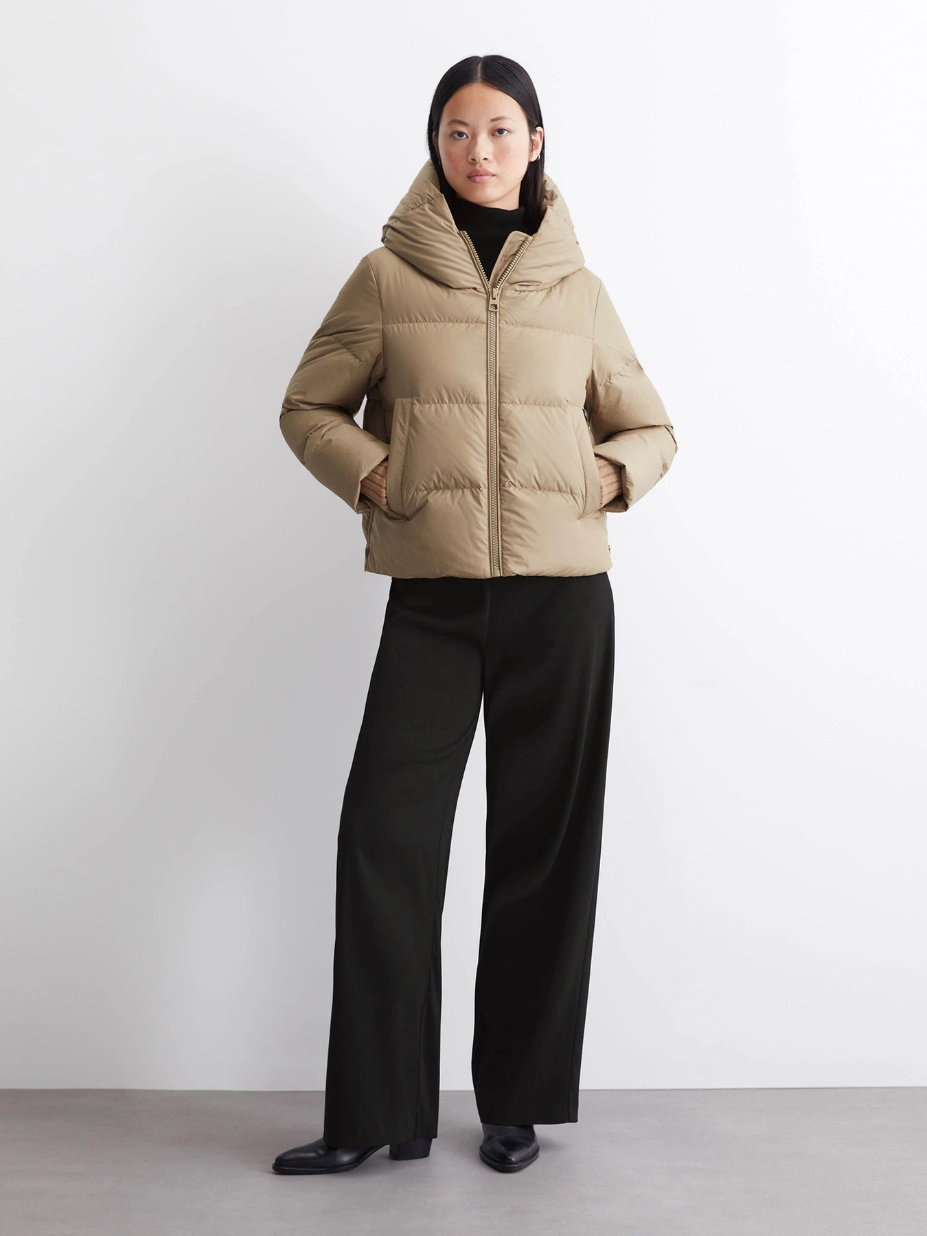 Куртки и дубленки Marc O’Polo модель 409103970389-747 Фото