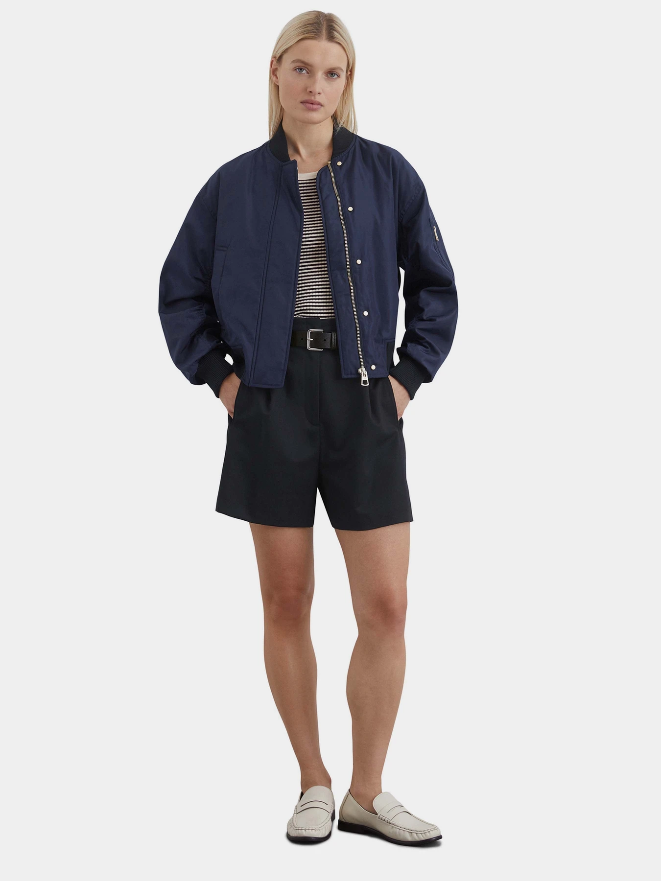 Куртки та дублянки Marc O’Polo модель 502091870309-873 Фото