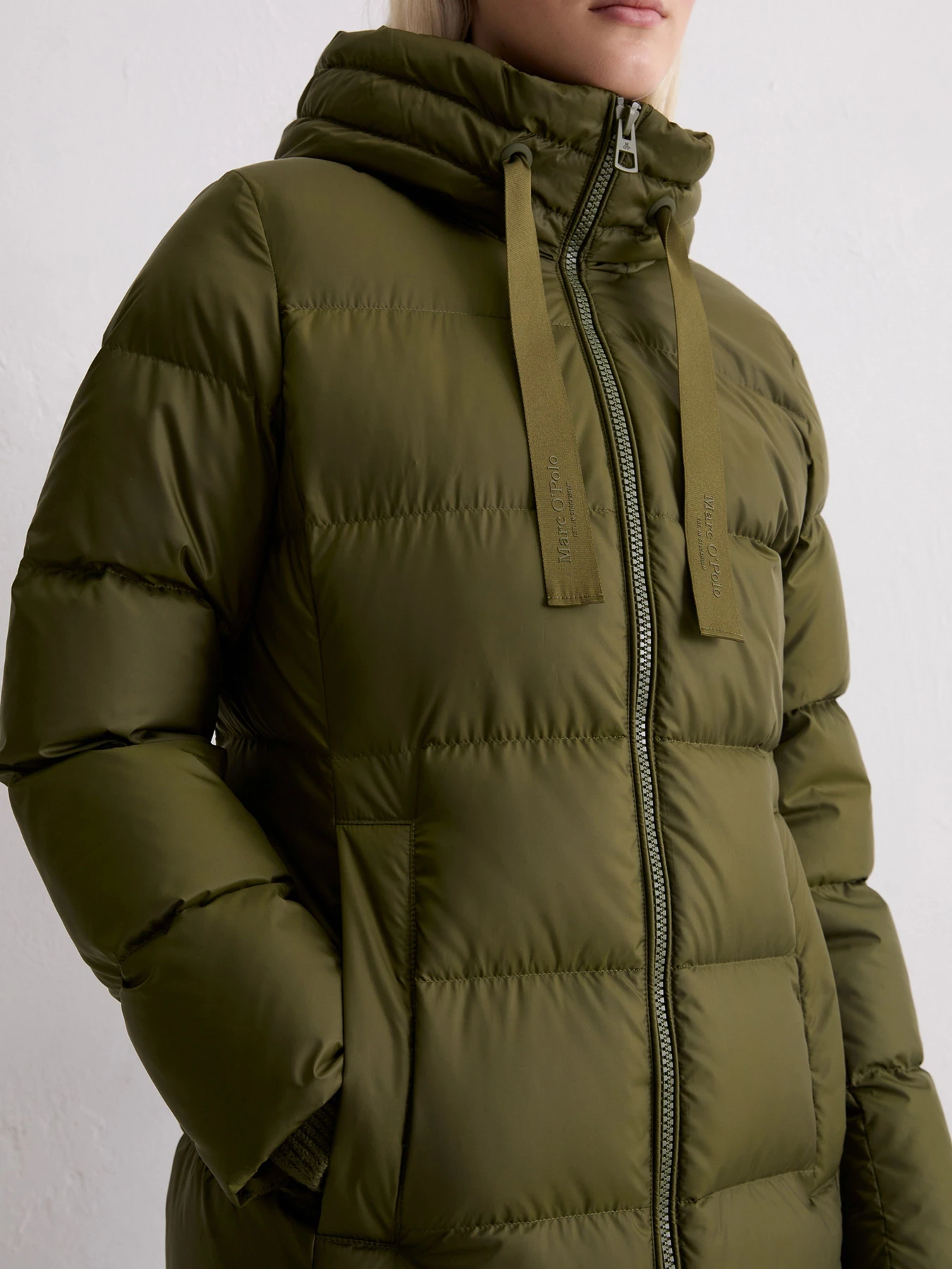Куртки та дублянки Marc O’Polo модель 509032971095-490 Фото