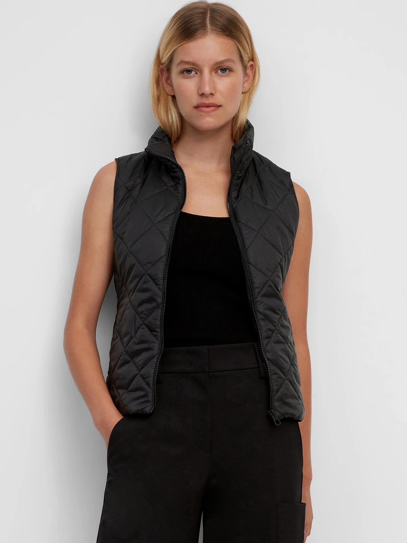 Куртки та дублянки Marc O’Polo модель 107108872023-990 Куртки та дублянки Marc O’Polo модель 107108872023-990 Фото