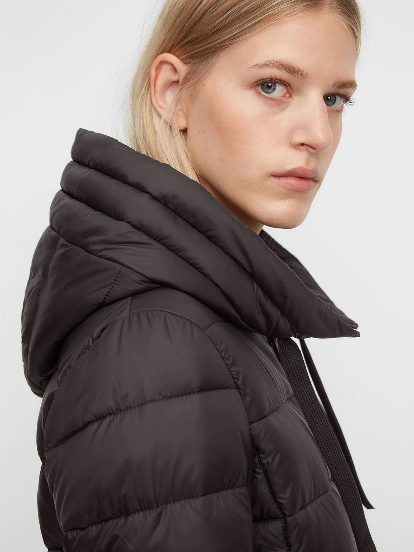 Куртки и дубленки Marc O’Polo модель 108085170093-990 Куртки и дубленки Marc O’Polo модель 108085170093-990 Фото