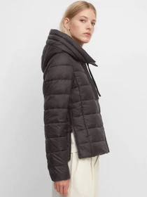 Куртки и дубленки Marc O’Polo модель 108085170093-990 Фото