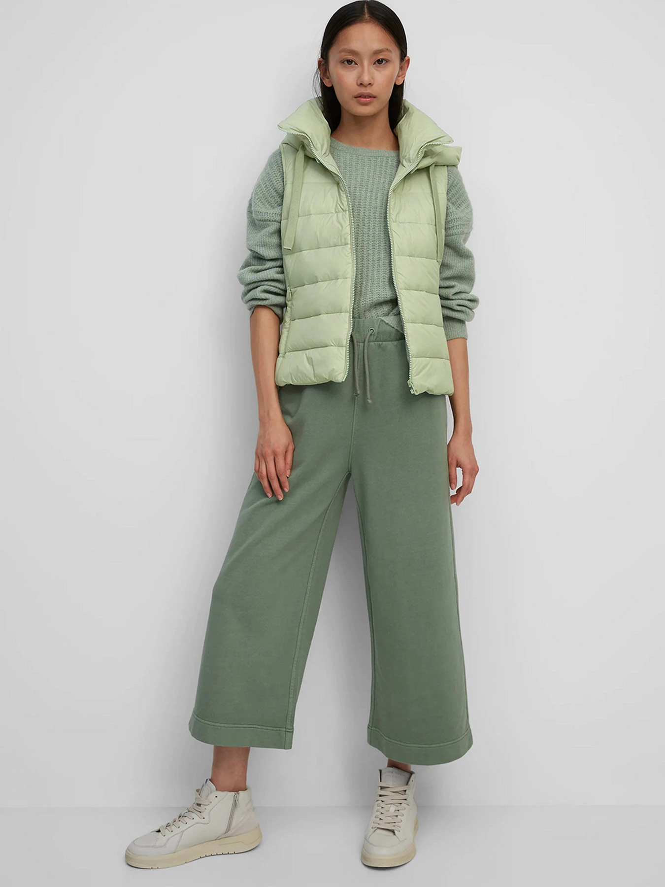 Куртки та дублянки Marc O’Polo модель 200085172003-432 Фото