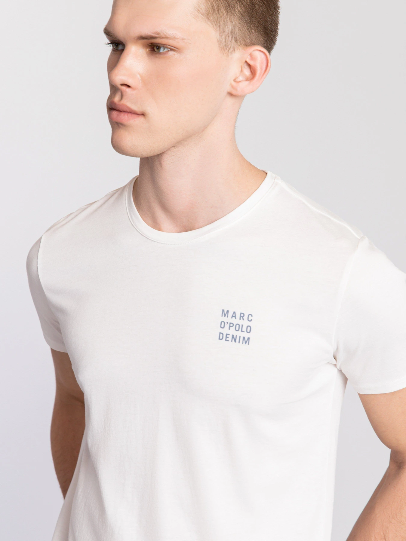 Футболки и поло Marc O’Polo DENIM модель B61232351042-U10 Футболки и поло Marc O’Polo DENIM модель B61232351042-U10 Фото