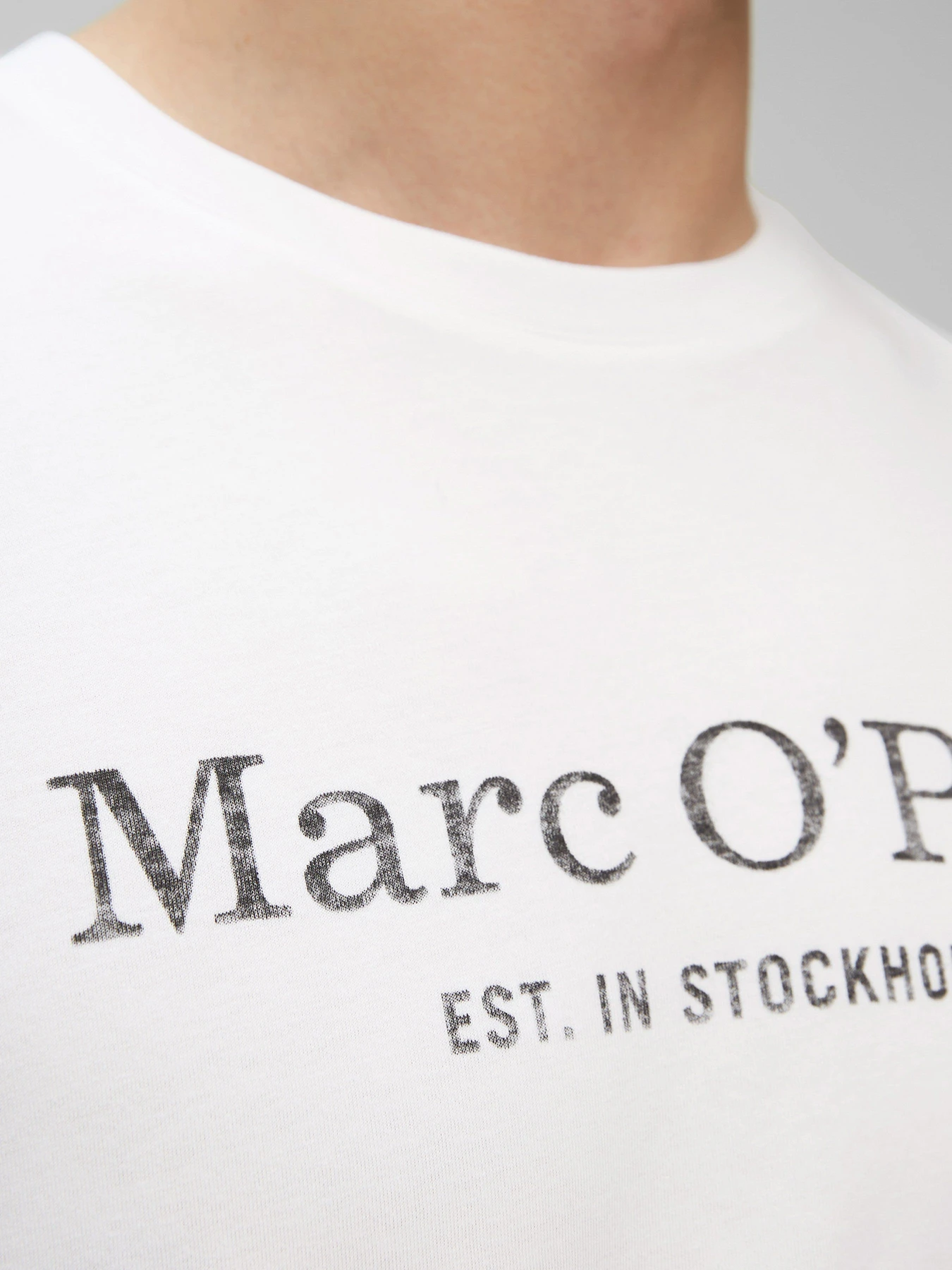 Футболки і поло Marc O’Polo модель 122222051352-100 Футболки і поло Marc O’Polo модель 122222051352-100 Фото
