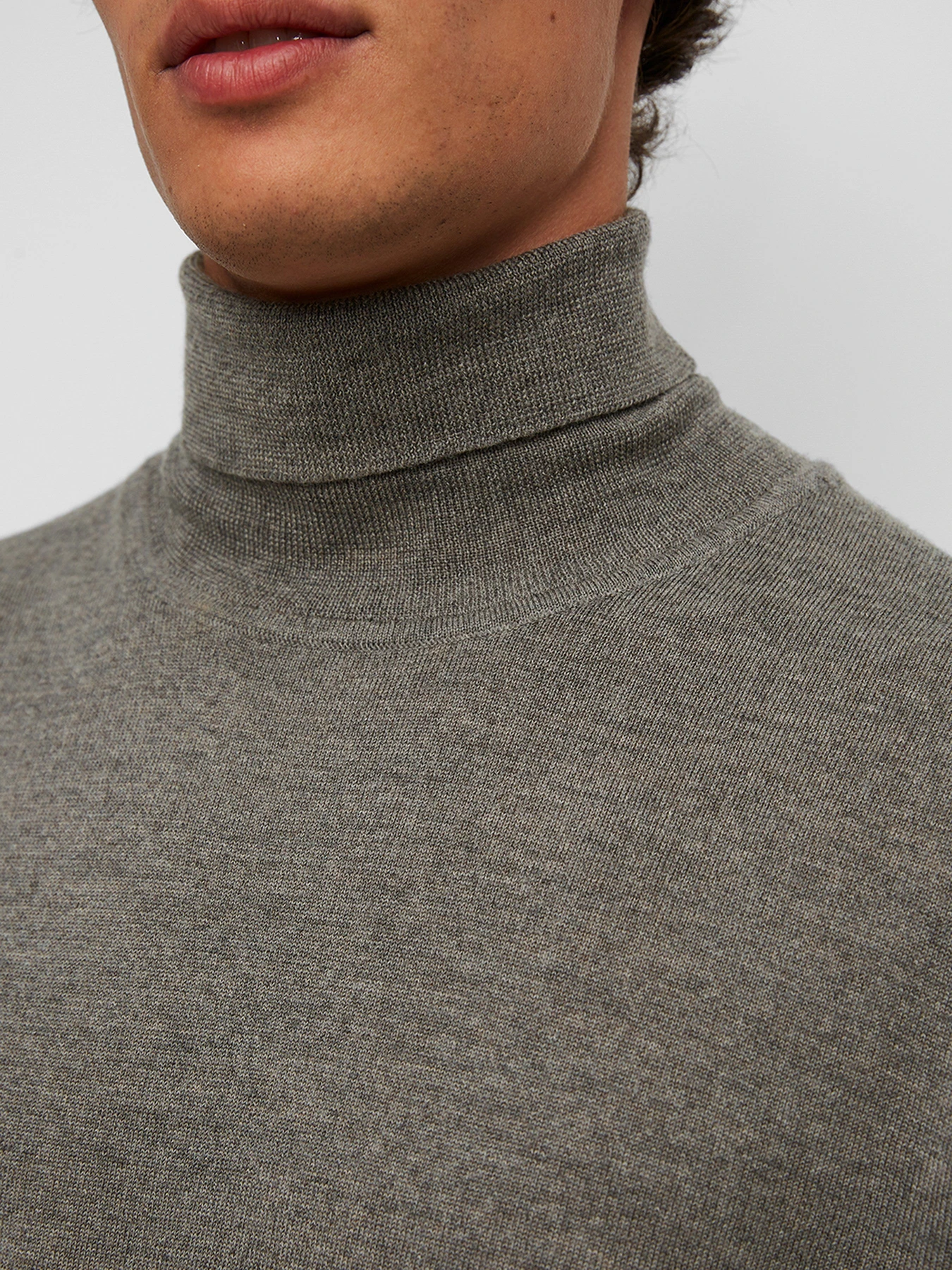 Свитры и кардиганы Marc O’Polo модель M29508360088-945 Свитры и кардиганы Marc O’Polo модель M29508360088-945 Фото