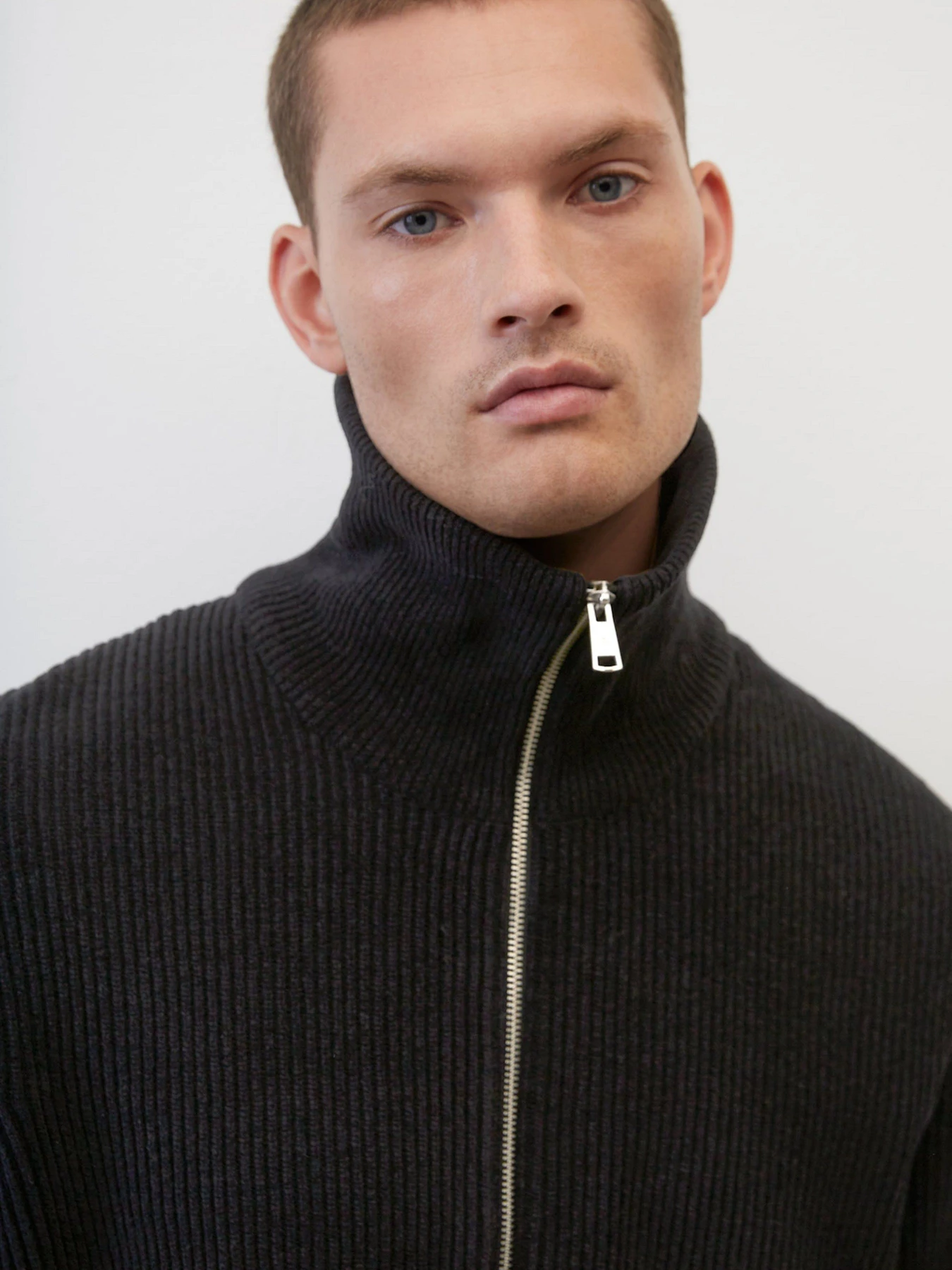 Худи и свитшоты Marc O’Polo модель M30506260374-990 Худи и свитшоты Marc O’Polo модель M30506260374-990 Фото