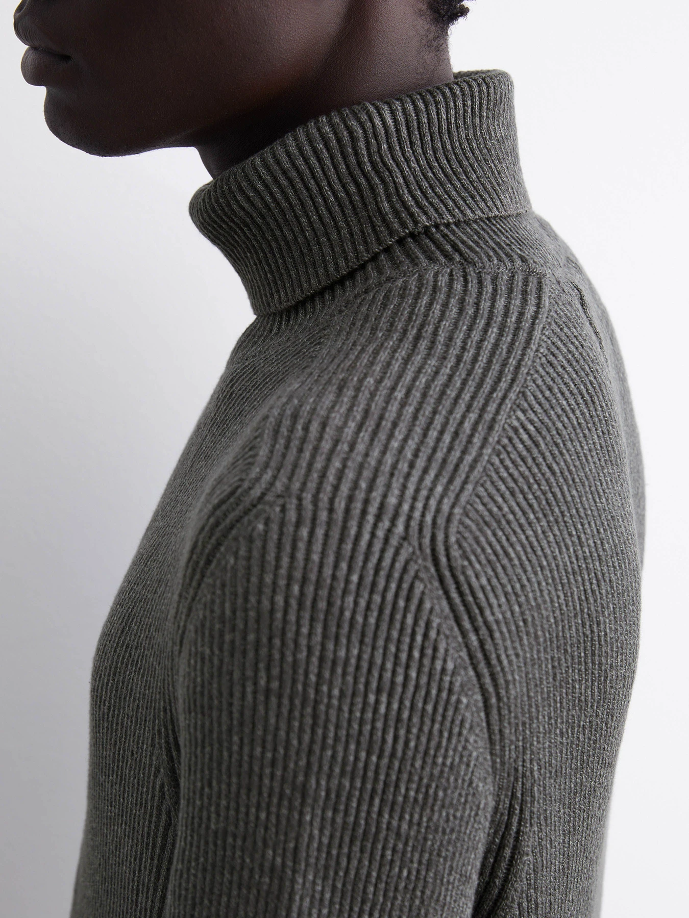 Свитры и кардиганы Marc O’Polo модель M29502160338-982 Свитры и кардиганы Marc O’Polo модель M29502160338-982 Фото