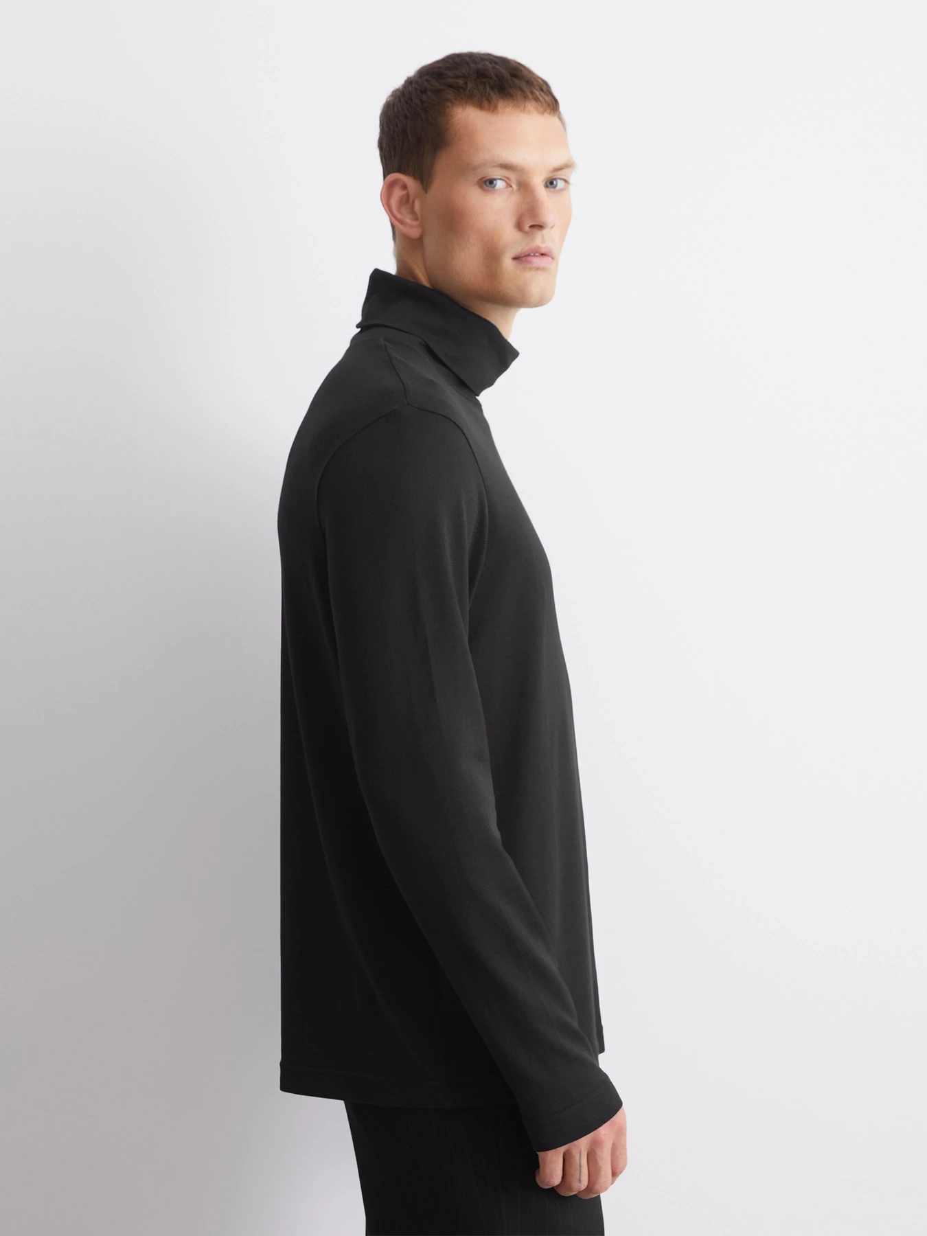 Свитры и кардиганы Marc O’Polo модель 430214452194-990 Фото