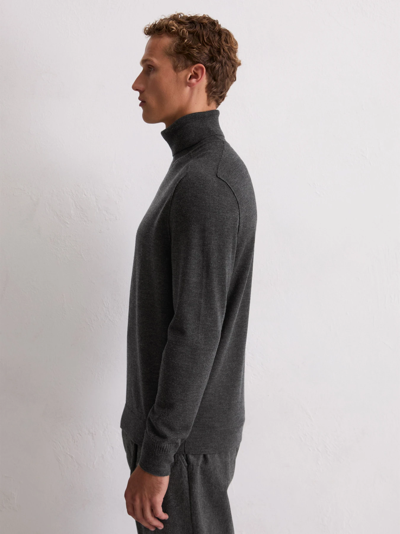 Свитры и кардиганы Marc O’Polo модель 529506360112-989 Фото