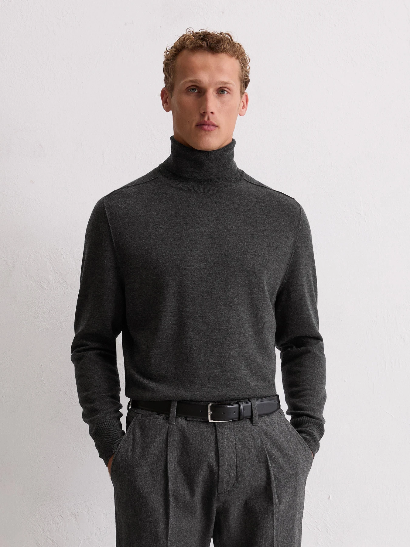 Свитры и кардиганы Marc O’Polo модель 529506360112-989 Фото