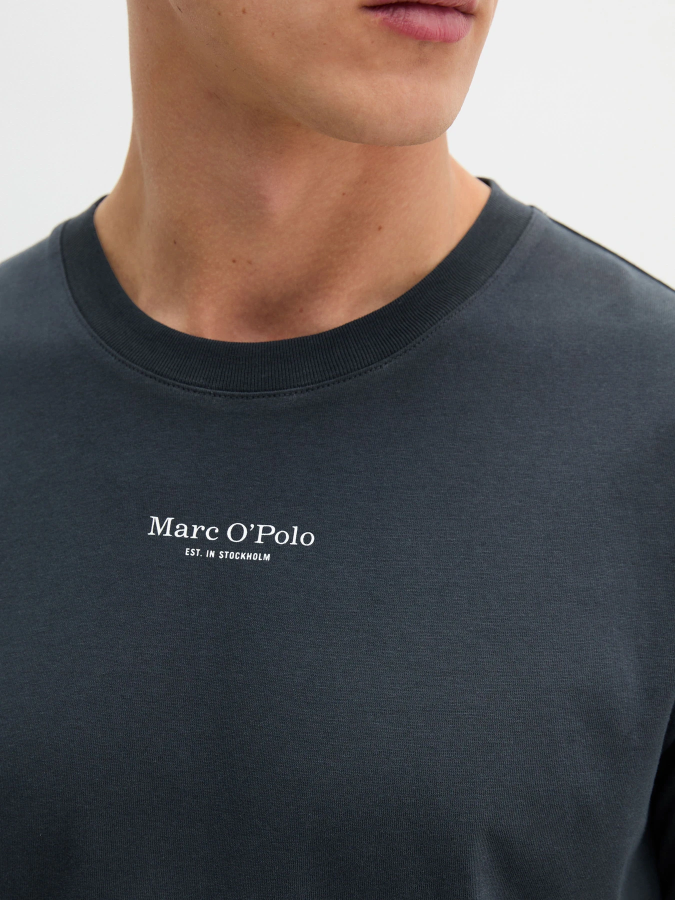 Футболки і поло Marc O’Polo модель 5000009408-4131 Футболки і поло Marc O’Polo модель 5000009408-4131 Фото