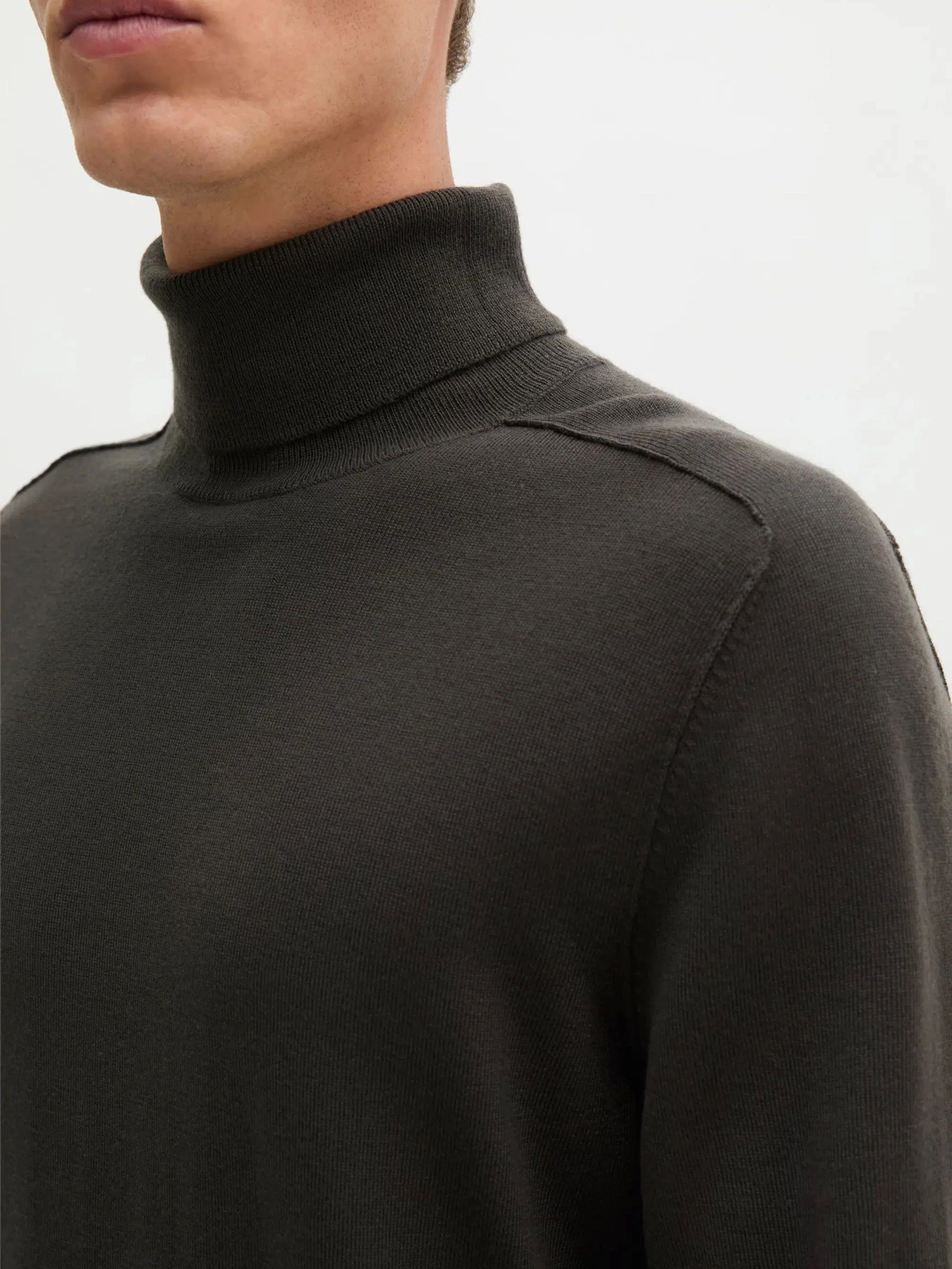 Свитеры и кардиганы Marc O’Polo модель 5000009036-0013 Свитеры и кардиганы Marc O’Polo модель 5000009036-0013 Фото