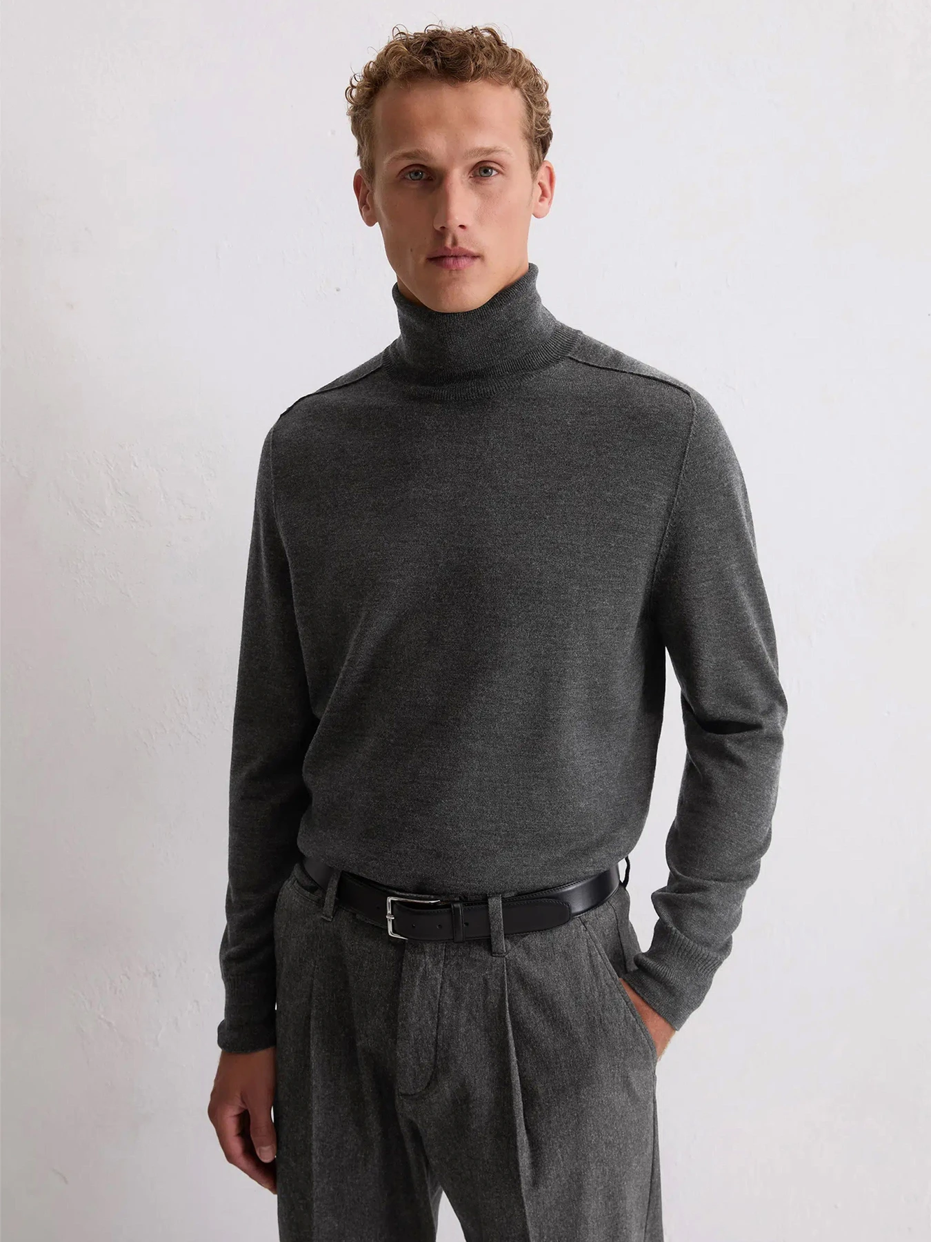 Свитеры и кардиганы Marc O’Polo модель 5000009036-0471 Свитеры и кардиганы Marc O’Polo модель 5000009036-0471 Фото