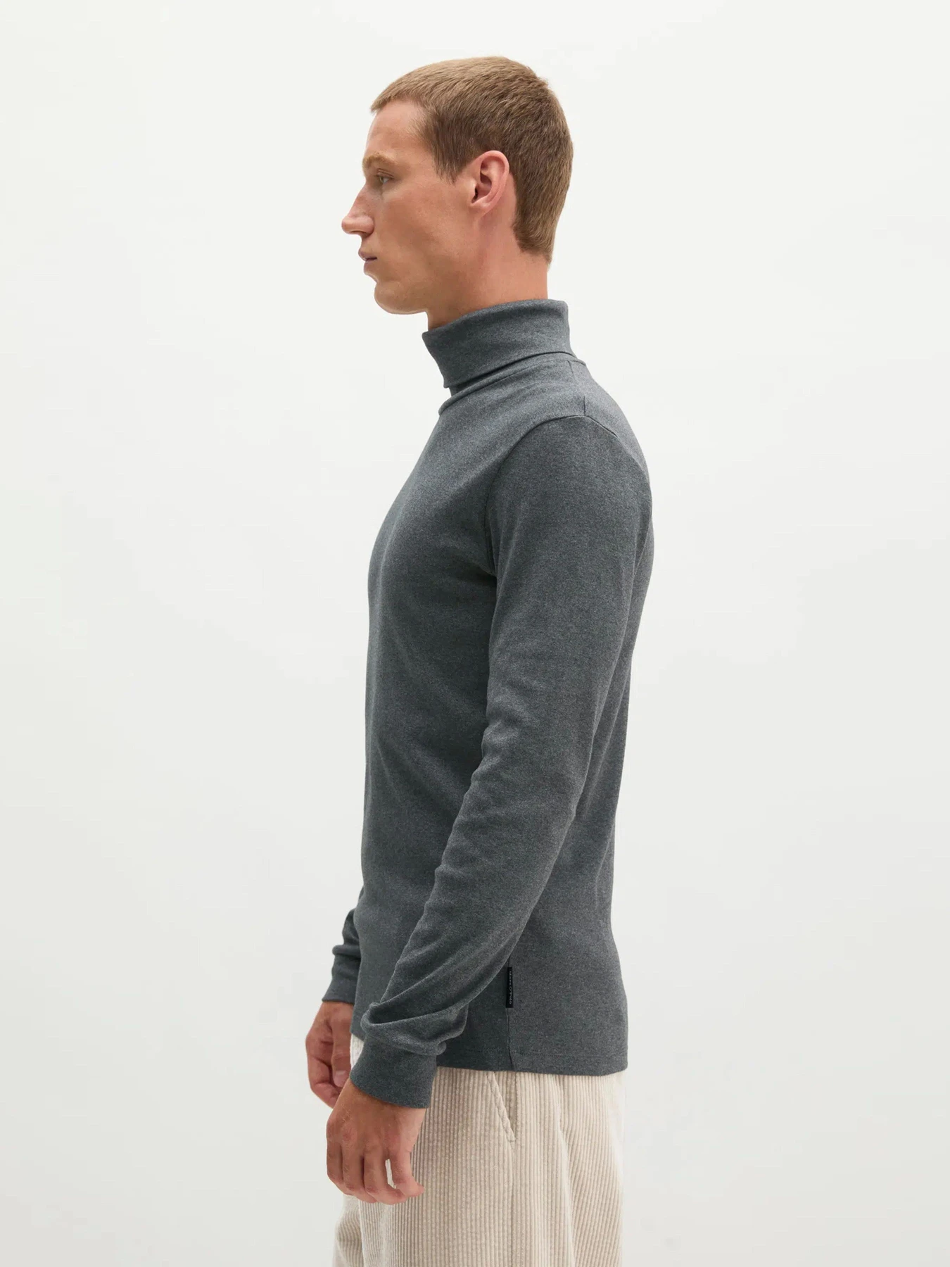 Свитеры и кардиганы Marc O’Polo модель 5000011648-0473 Свитеры и кардиганы Marc O’Polo модель 5000011648-0473 Фото