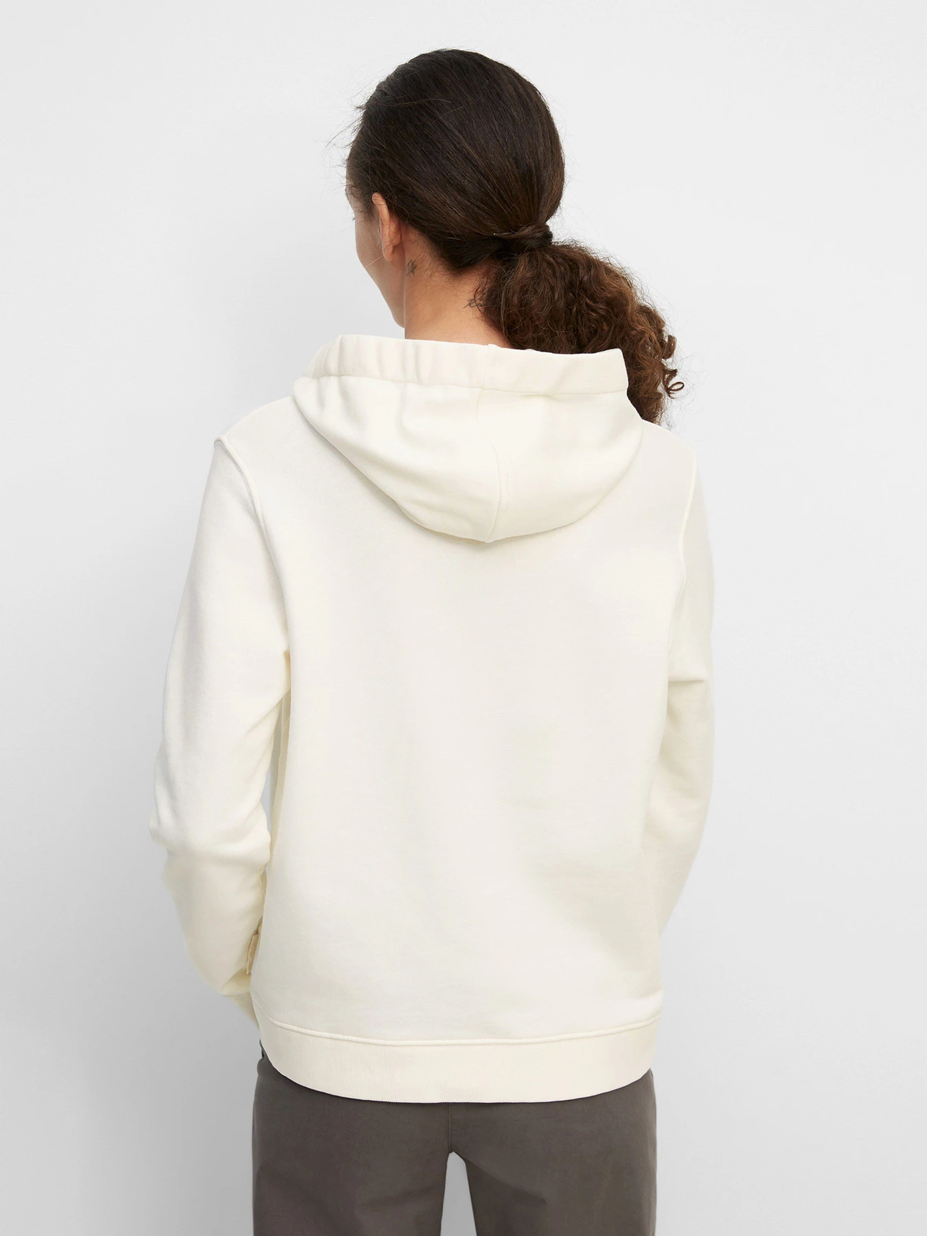Худи и свитшоты Marc O’Polo модель M06401154113-110 Худи и свитшоты Marc O’Polo модель M06401154113-110 Фото