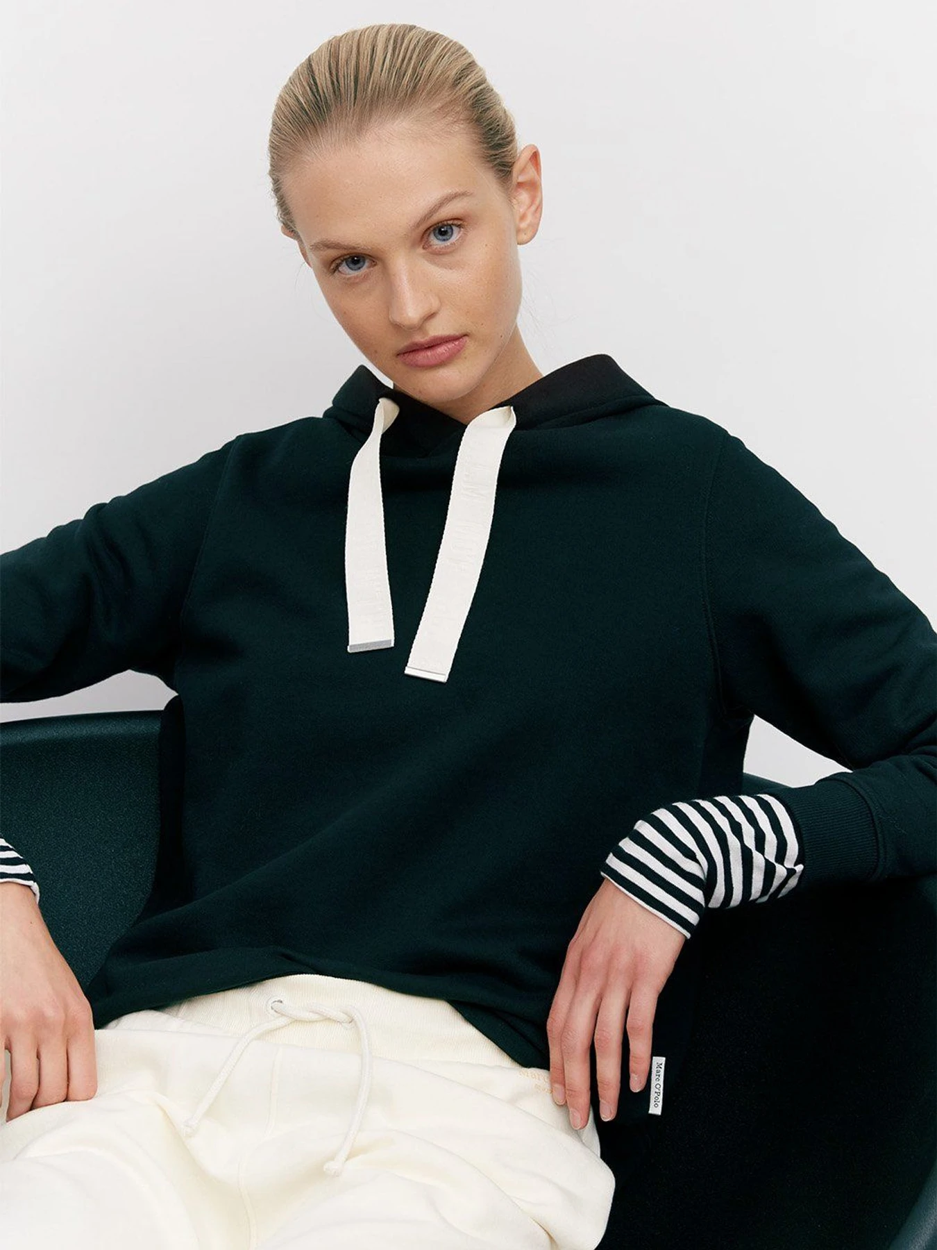 Худи и свитшоты Marc O’Polo модель 102401154113-898 Худи и свитшоты Marc O’Polo модель 102401154113-898 Фото