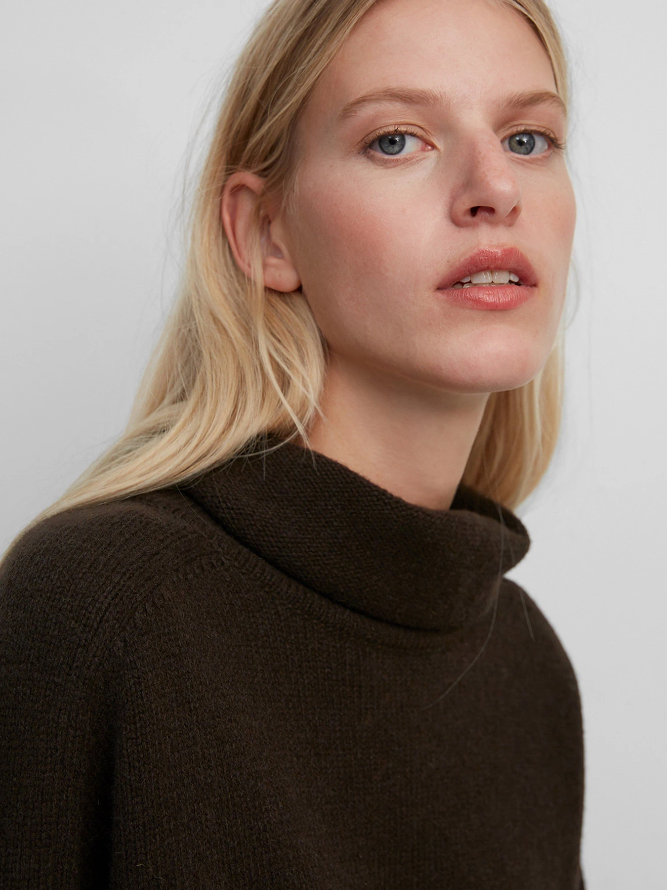 Свитры и кардиганы Marc O’Polo модель 110621160367-792 Фото