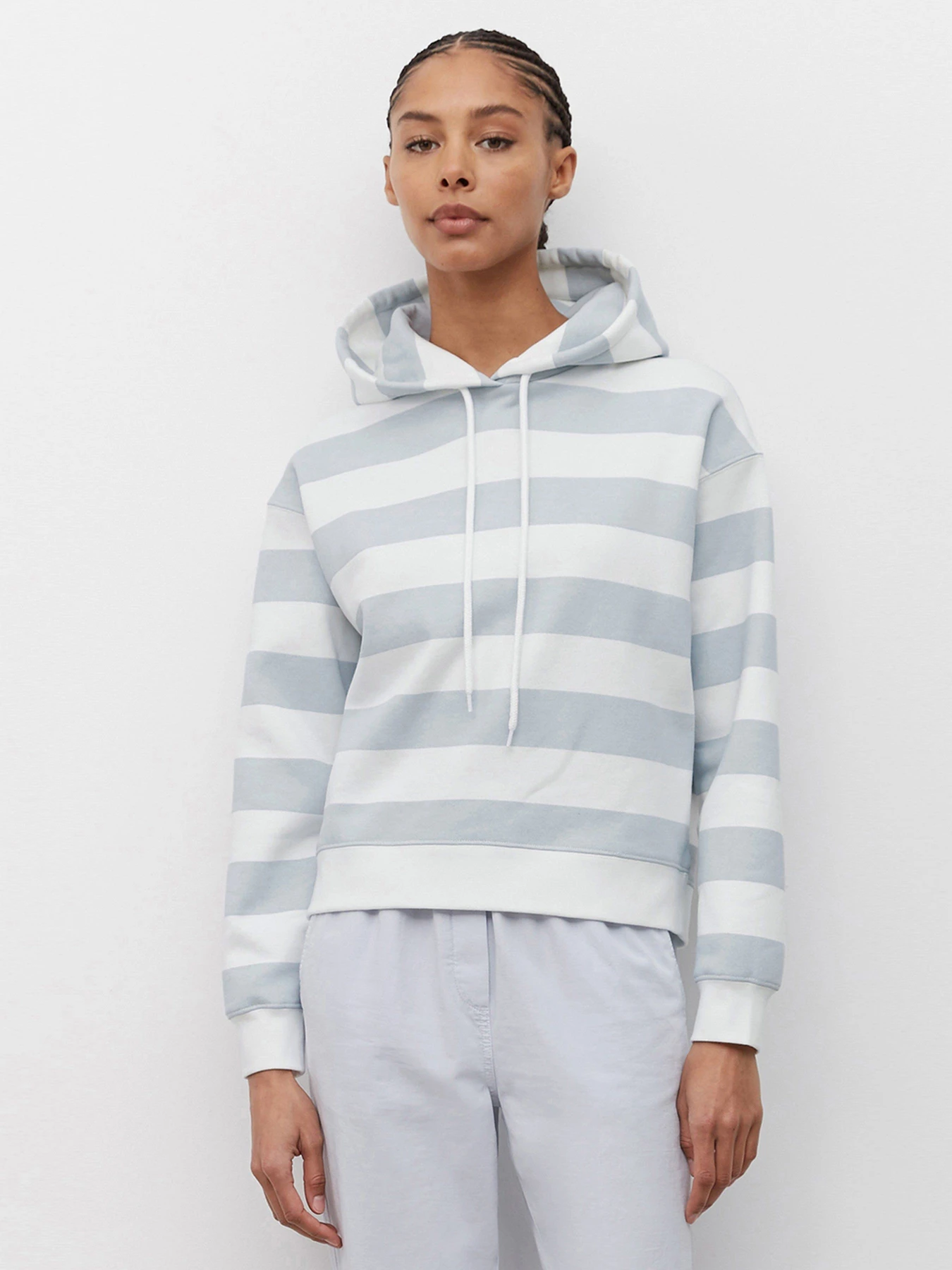 Худи и свитшоты Marc O’Polo модель M02400954267-D48 Худи и свитшоты Marc O’Polo модель M02400954267-D48 Фото