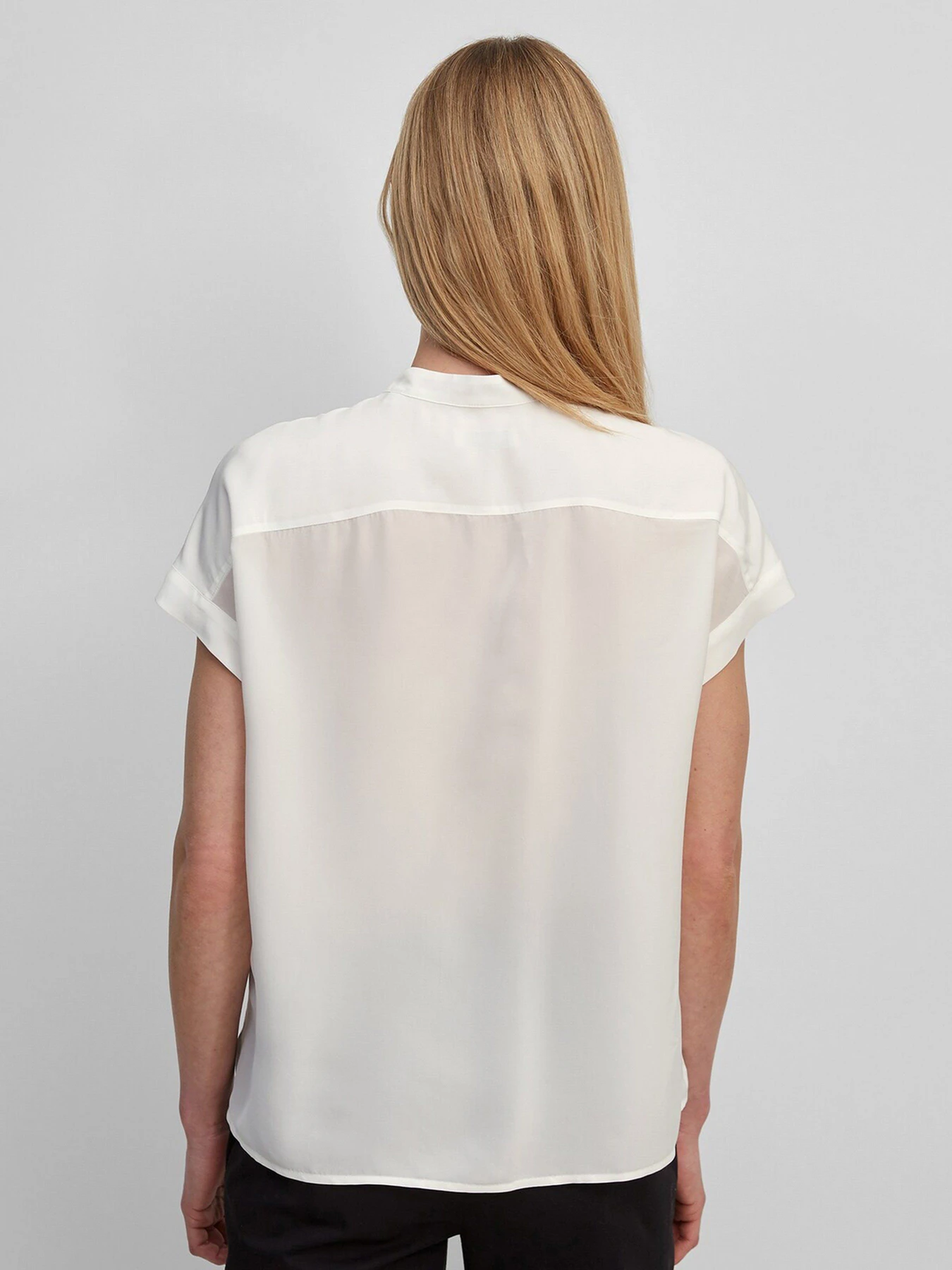 Сорочки Marc O’Polo модель 107123441031-151 Сорочки Marc O’Polo модель 107123441031-151 Фото