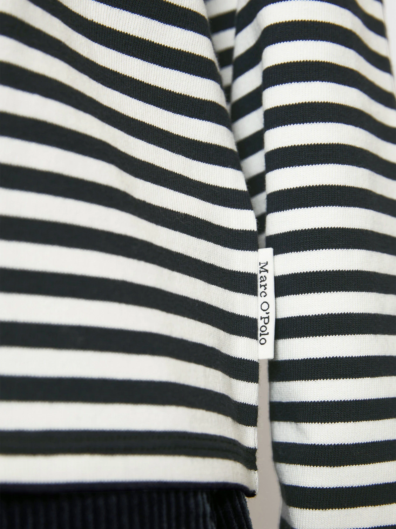 Худи и свитшоты Marc O’Polo модель 309301052289-L07 Худи и свитшоты Marc O’Polo модель 309301052289-L07 Фото