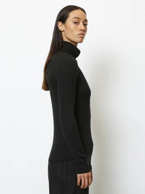 Свитры и кардиганы Marc O’Polo модель 309501460679-990 Фото