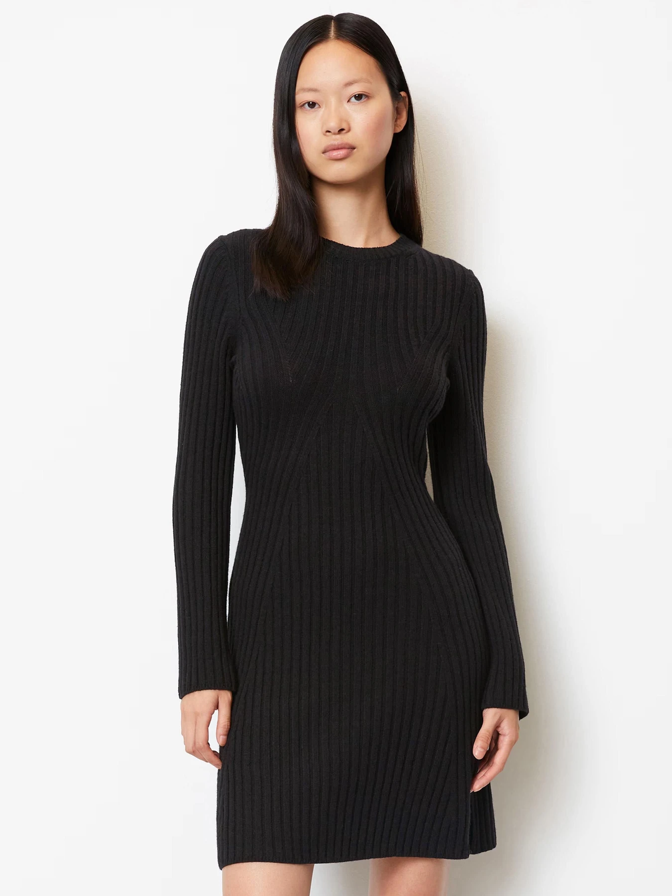 Платья Marc O’Polo модель 310608667065-990 Платья Marc O’Polo модель 310608667065-990 Фото