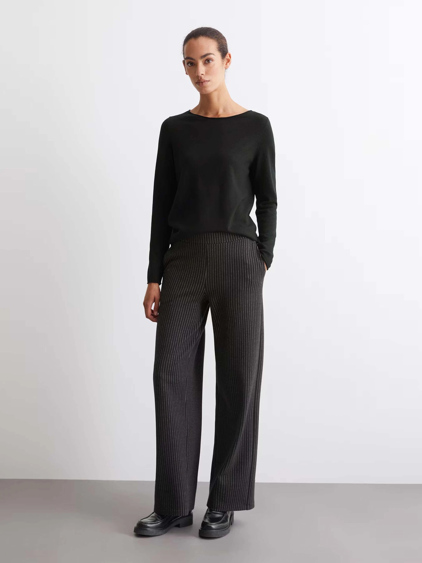 Худи и свитшоты Marc O’Polo модель M09511860479-990 Худи и свитшоты Marc O’Polo модель M09511860479-990 Фото