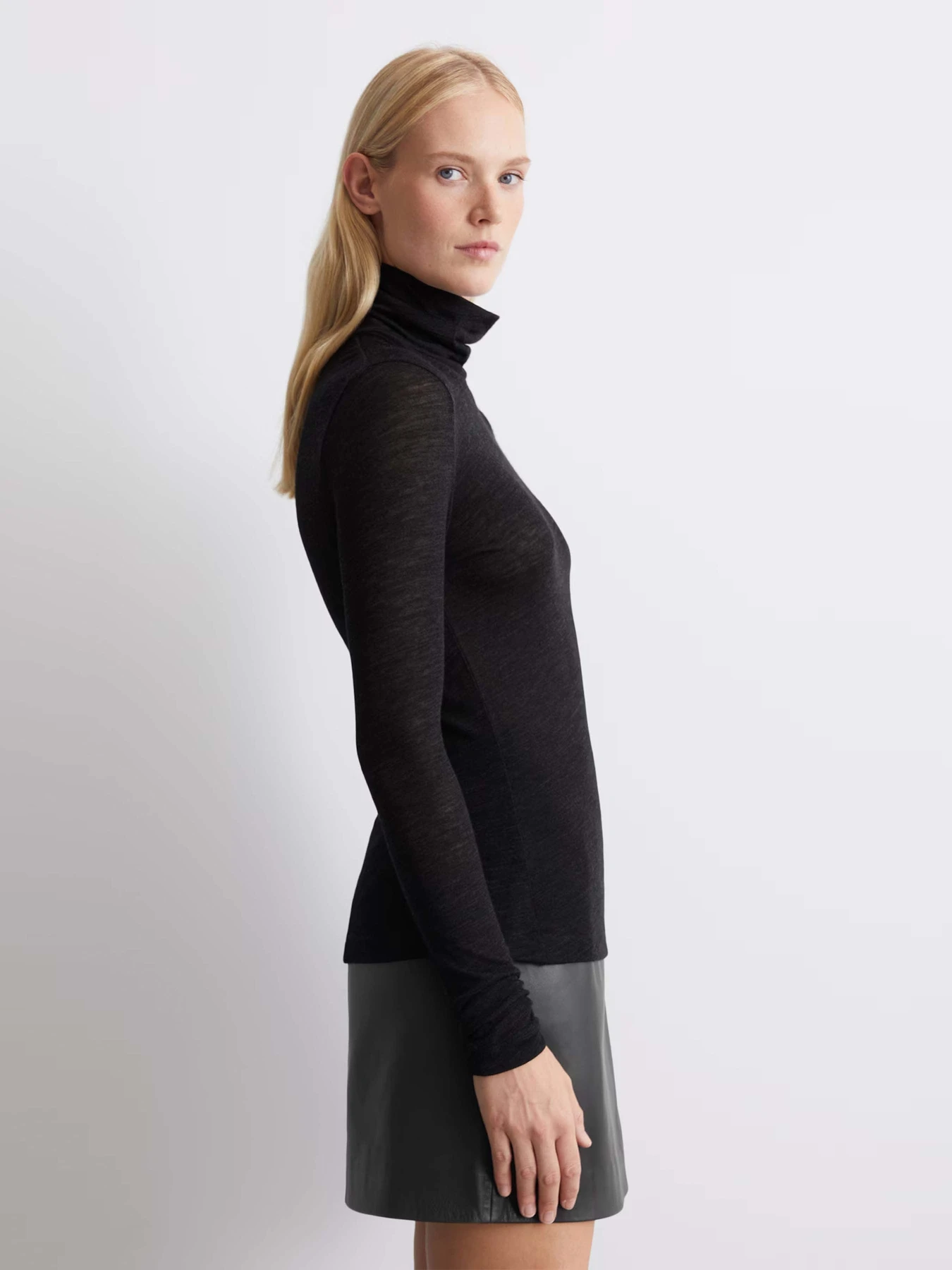 Свитры и кардиганы Marc O’Polo модель 410208252513-973 Свитры и кардиганы Marc O’Polo модель 410208252513-973 Фото