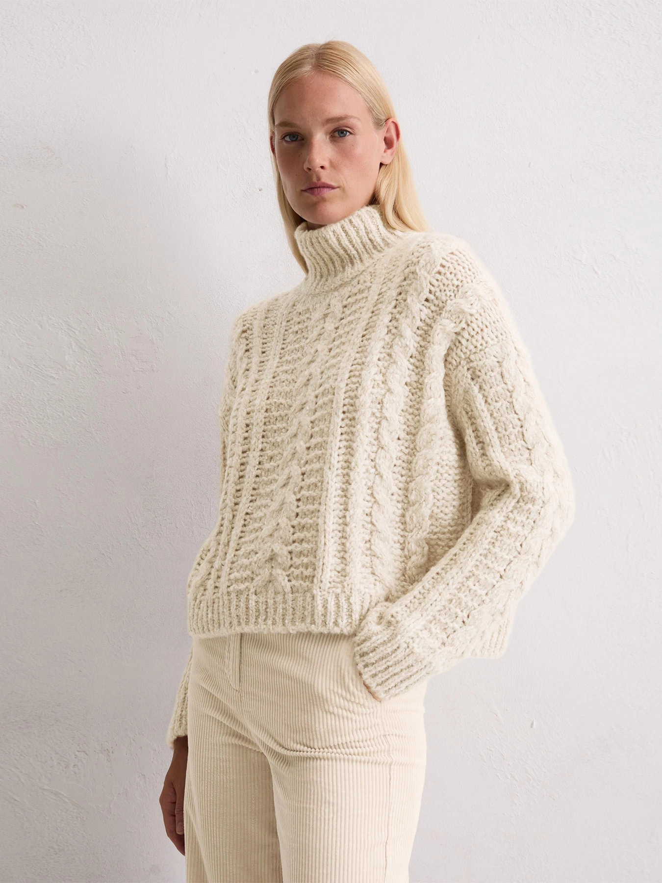 Свитры и кардиганы Marc O’Polo модель 509608560193-174 Свитры и кардиганы Marc O’Polo модель 509608560193-174 Фото