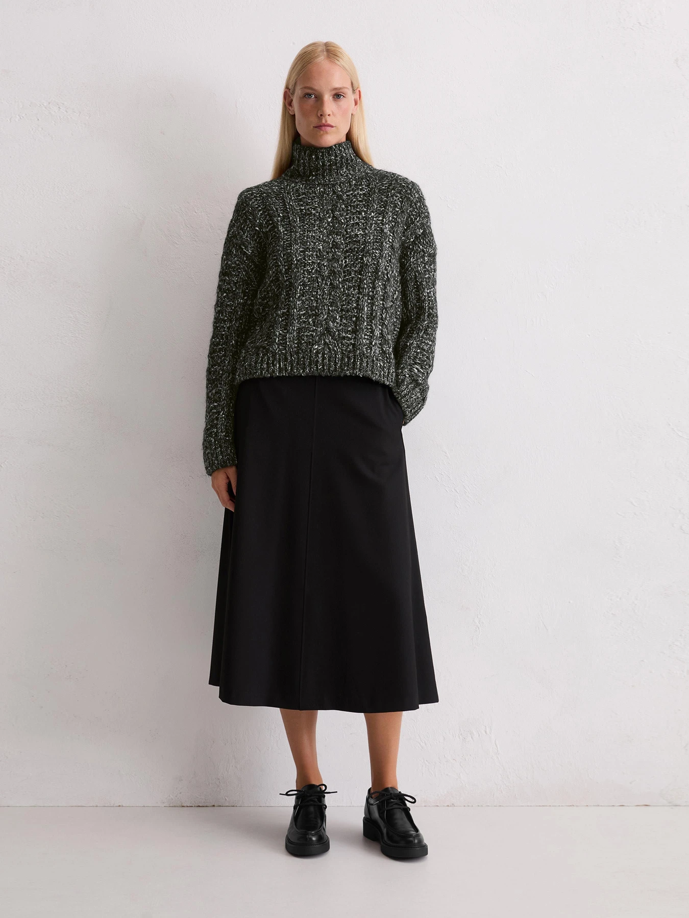 Свитры и кардиганы Marc O’Polo модель 509608560193-975 Фото