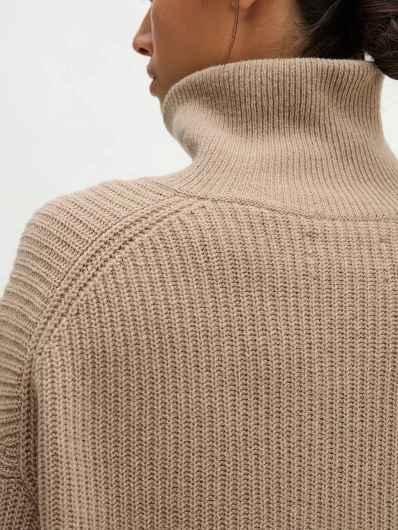 Свитеры и кардиганы Marc O’Polo модель 5000012065-1740 Свитеры и кардиганы Marc O’Polo модель 5000012065-1740 Фото
