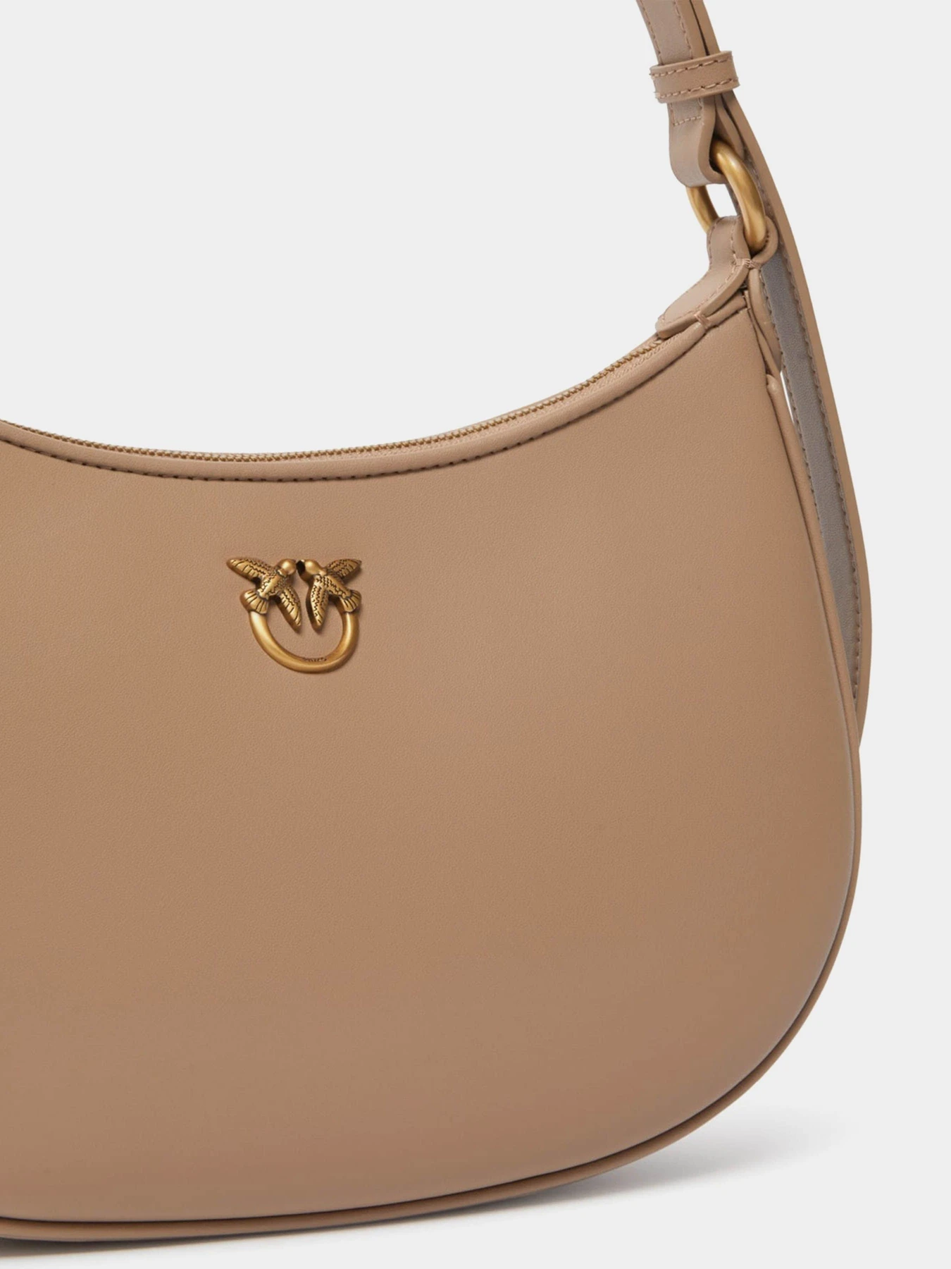 Сумки PINKO Half Moon Mini Fl Vitello Seta модель 102790-A0F1 D01Q Сумки PINKO Half Moon Mini Fl Vitello Seta модель 102790-A0F1 D01Q Фото