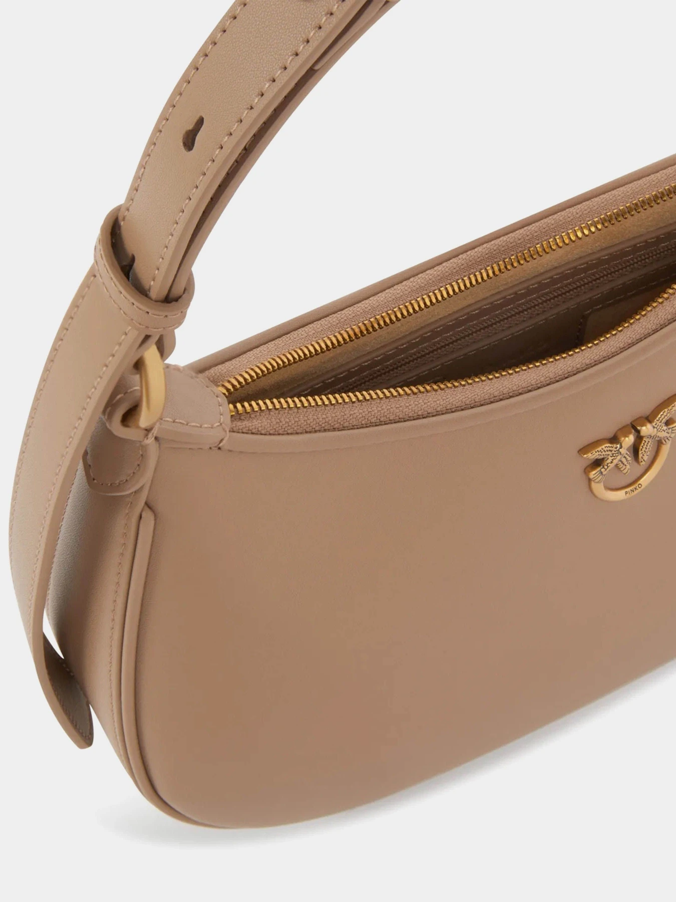 Сумки PINKO Half Moon Mini Fl Vitello Seta модель 102790-A0F1 D01Q Сумки PINKO Half Moon Mini Fl Vitello Seta модель 102790-A0F1 D01Q Фото