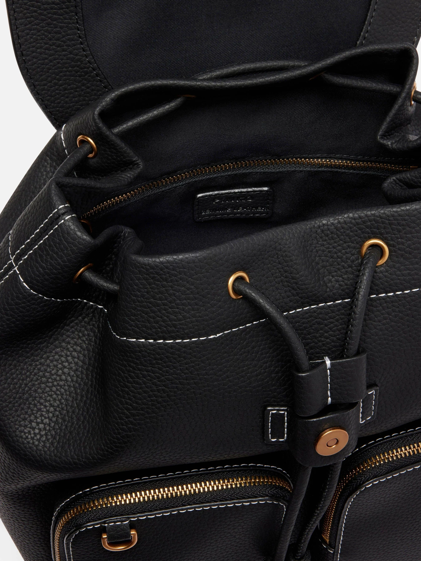 Рюкзаки PINKO Carrie Backpack Pelle Bottalata модель 104351-A1LF Z99Q Рюкзаки PINKO Carrie Backpack Pelle Bottalata модель 104351-A1LF Z99Q Фото