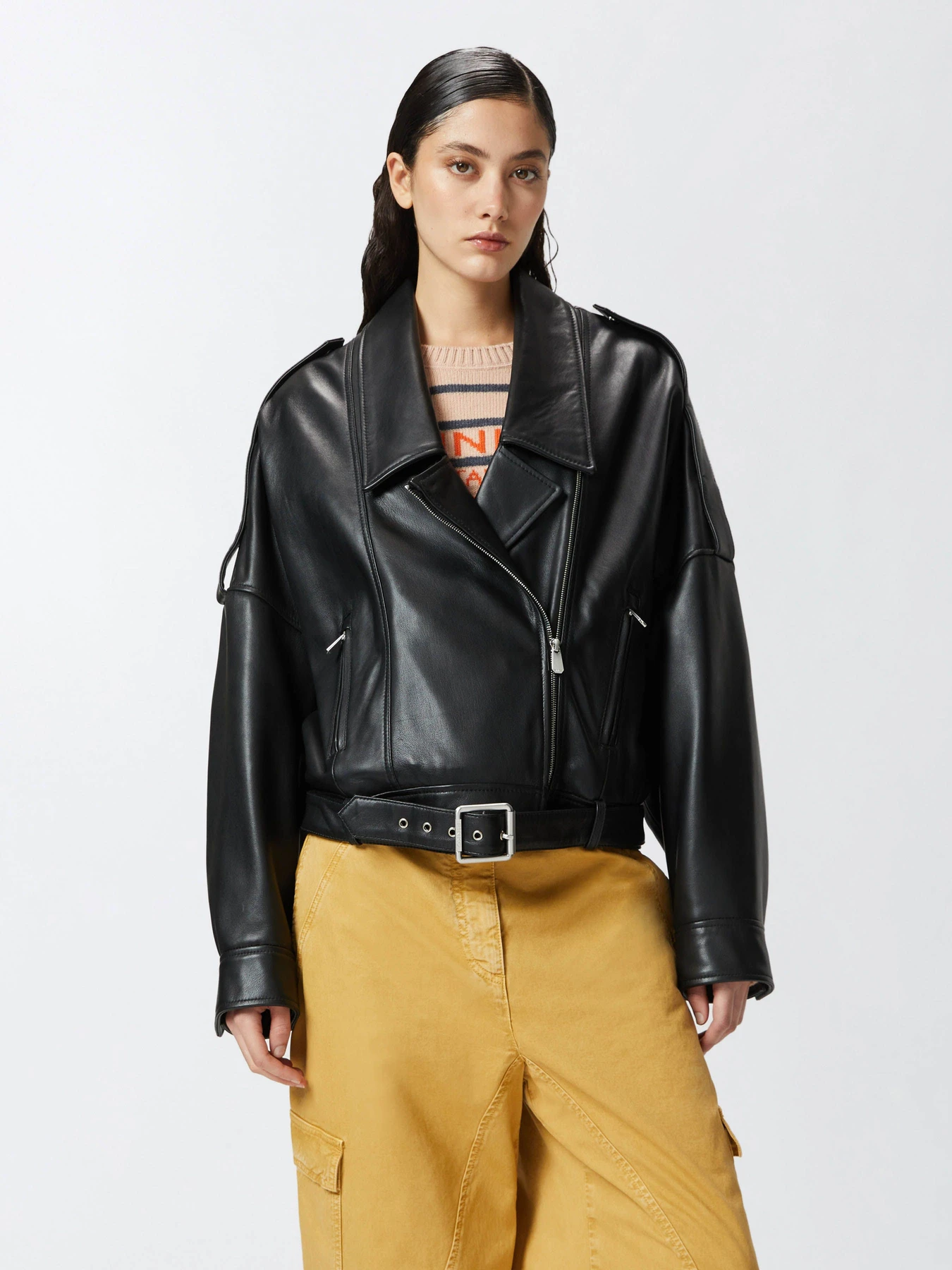 Куртки та дублянки PINKO Confine Chiodo модель 104877-A21L Z99 Куртки та дублянки PINKO Confine Chiodo модель 104877-A21L Z99 Фото
