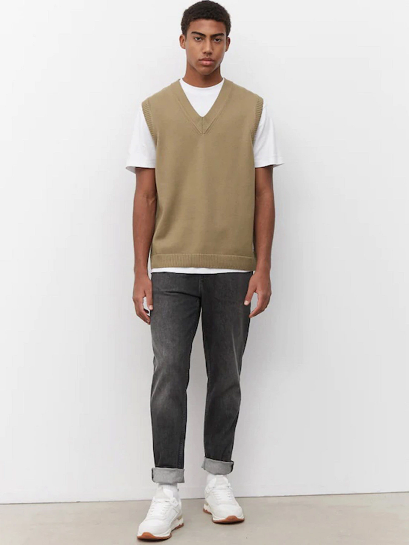 Джинси Marc O'Polo denim LINUS Slim Tapered модель 261921112074-P41_32 Фото