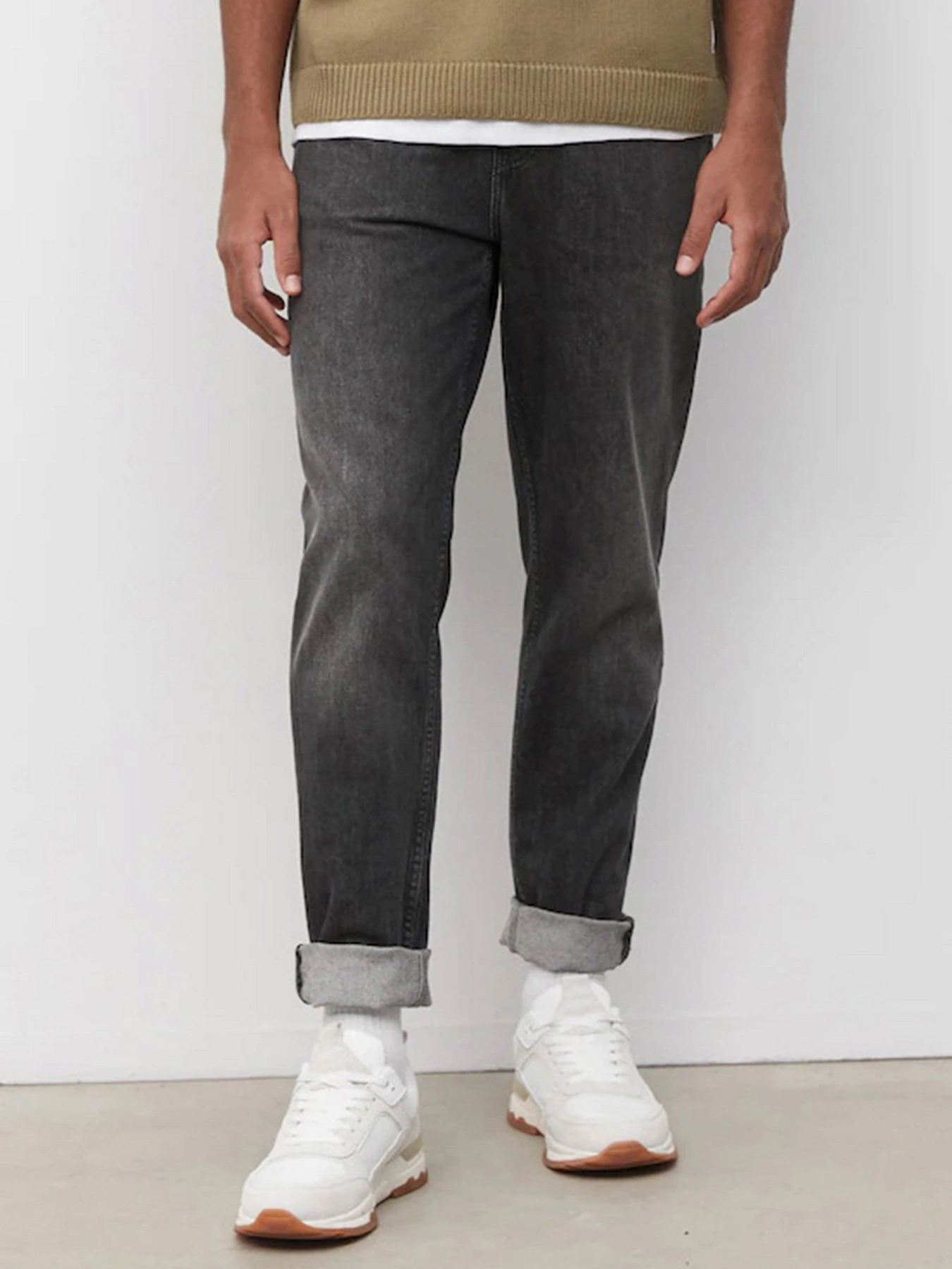 Джинси Marc O'Polo denim LINUS Slim Tapered модель 261921112074-P41_32 Фото