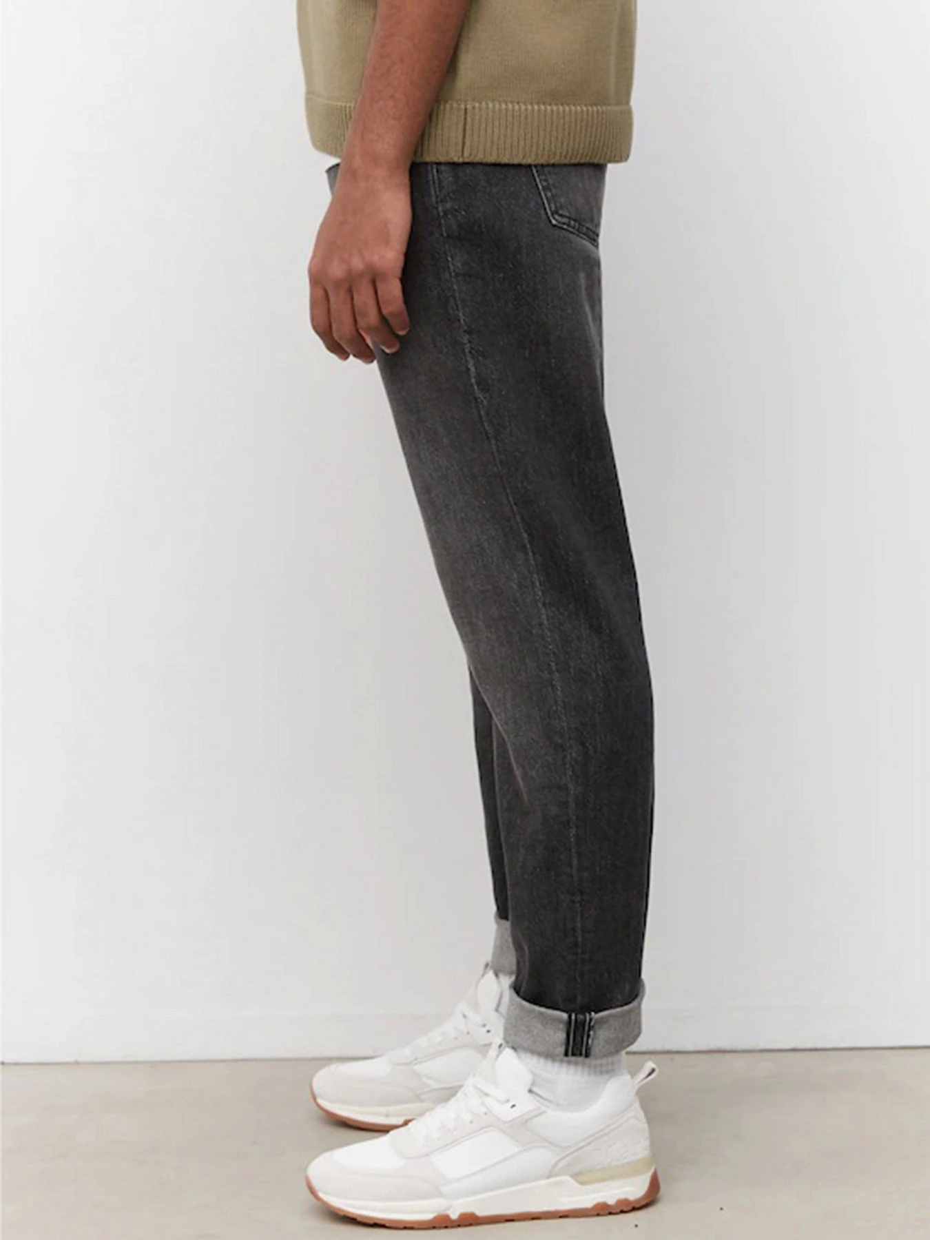 Джинси Marc O'Polo denim LINUS slim tapered модель 261921112074-P41_34 Джинси Marc O'Polo denim LINUS slim tapered модель 261921112074-P41_34 Фото