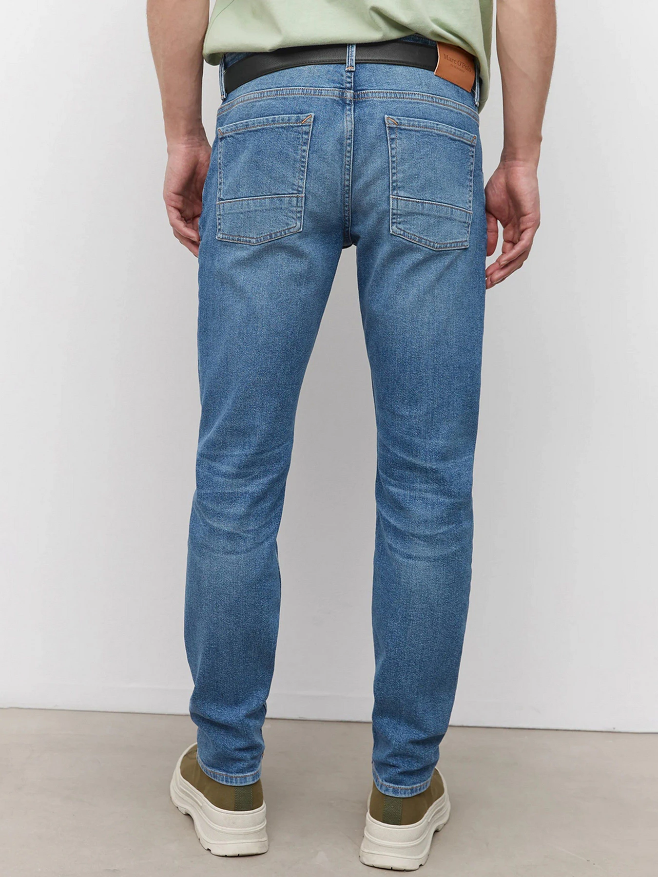 Джинсы Marc O’Polo SJÖBO Slim модель 221914212132-019_32 Джинсы Marc O’Polo SJÖBO Slim модель 221914212132-019_32 Фото