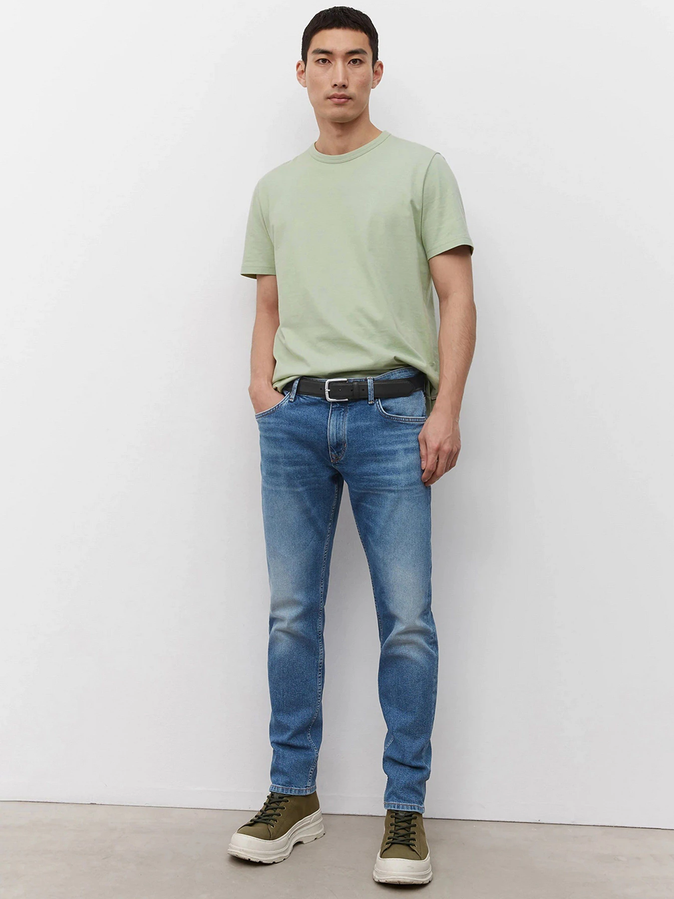 Джинсы Marc O’Polo SJÖBO Slim модель 221914212132-019_32 Джинсы Marc O’Polo SJÖBO Slim модель 221914212132-019_32 Фото