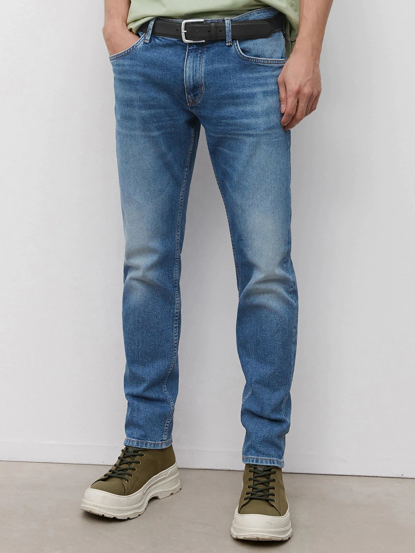 Джинсы Marc O’Polo SJÖBO Slim модель 221914212132-019_32 Джинсы Marc O’Polo SJÖBO Slim модель 221914212132-019_32 Фото