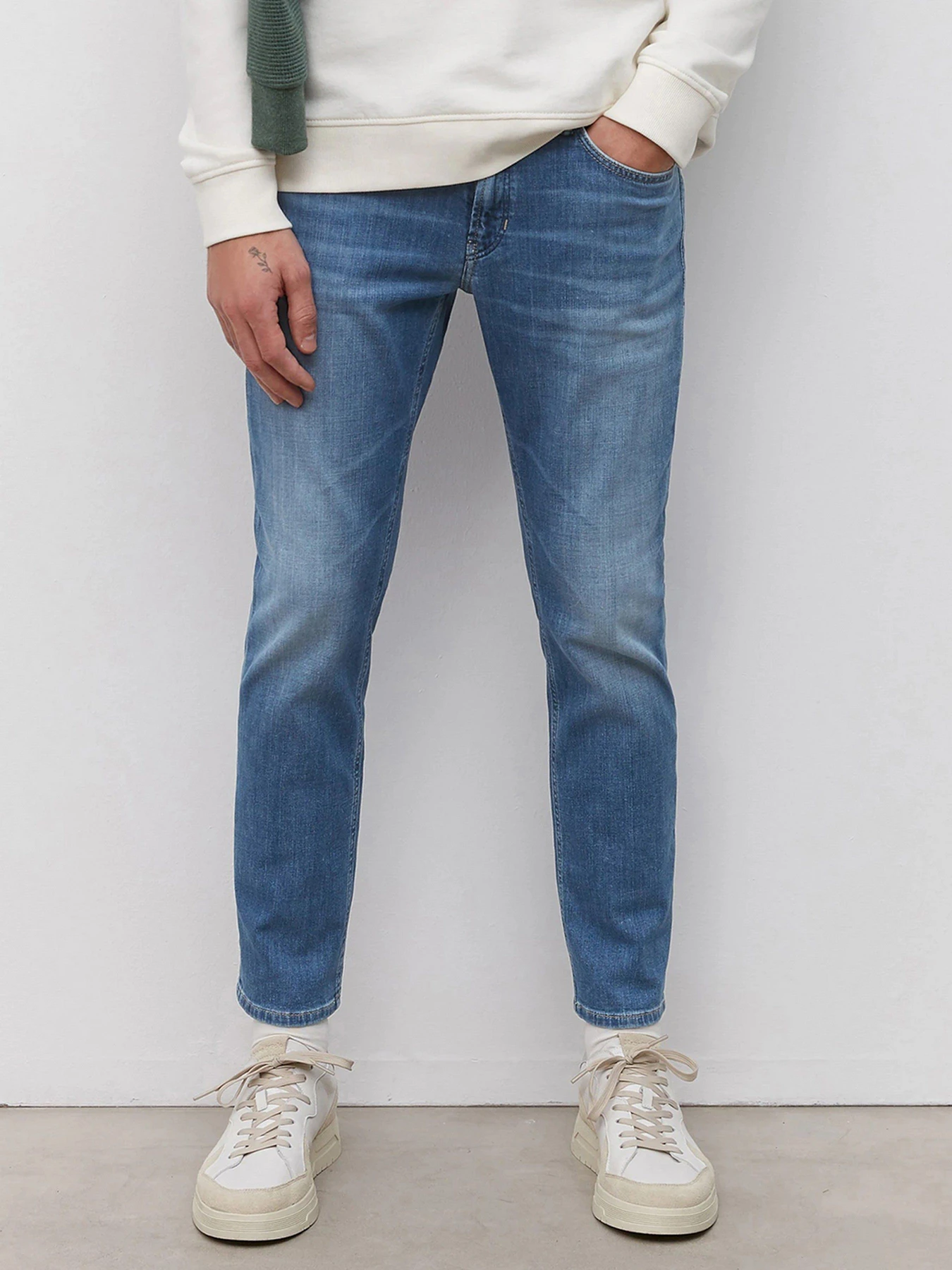 Джинсы Marc O’Polo DENIM VIDAR Slim модель M61955112072-P37_32 Фото