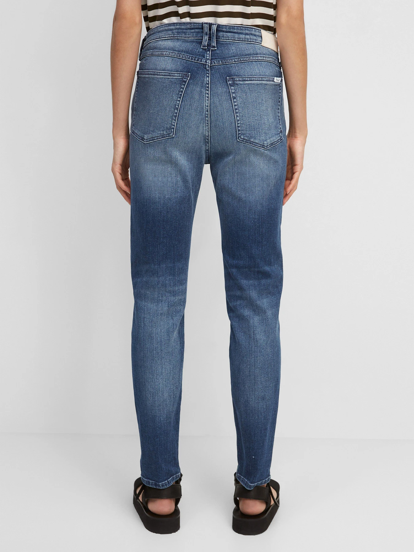 Джинсы Marc O’Polo DENIM FREJA Boyfriend модель 147920312097-Q27_32 Джинсы Marc O’Polo DENIM FREJA Boyfriend модель 147920312097-Q27_32 Фото