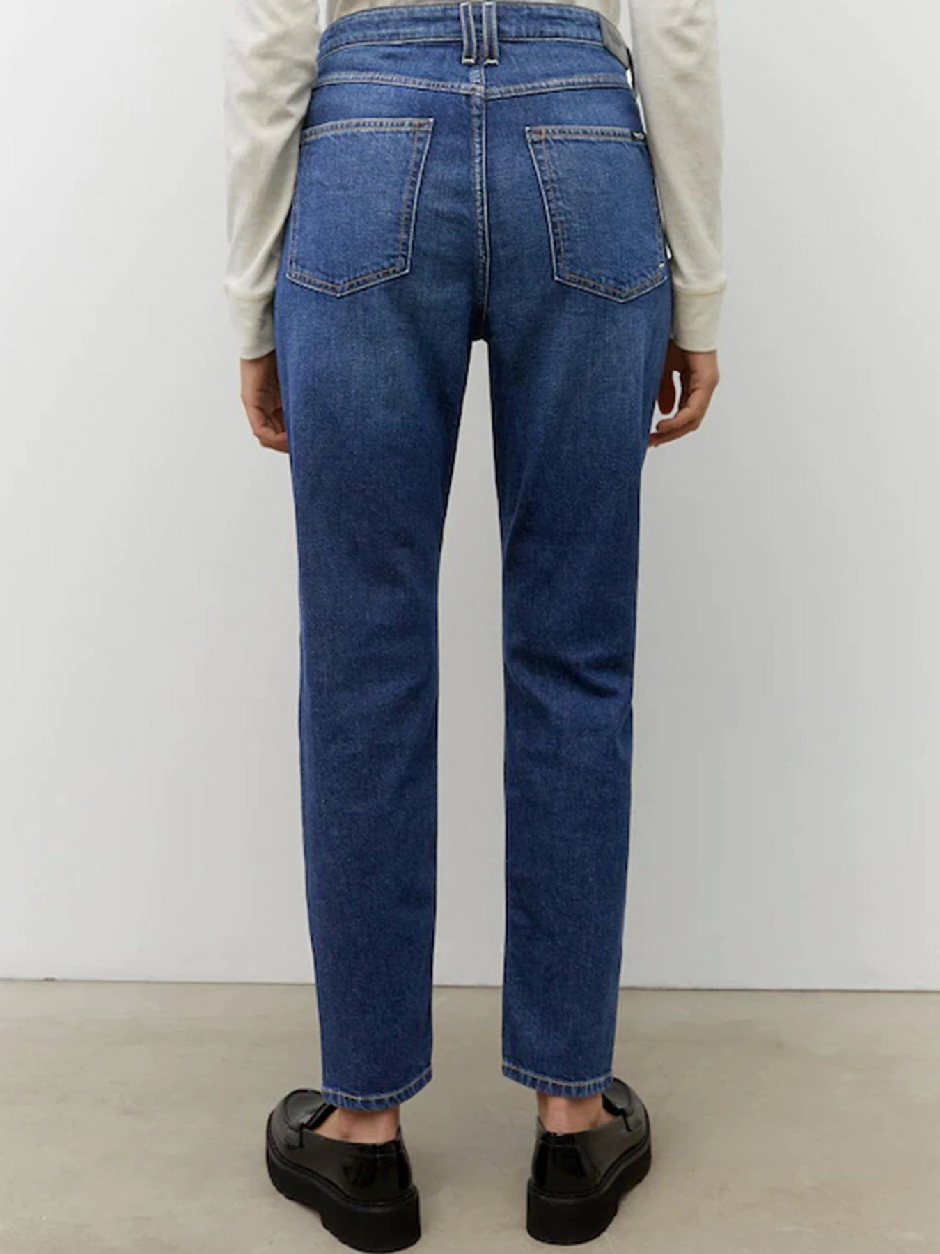 Джинсы Marc O’Polo DENIM FREJA Boyfriend модель 240925412097-P05_30 Джинсы Marc O’Polo DENIM FREJA Boyfriend модель 240925412097-P05_30 Фото