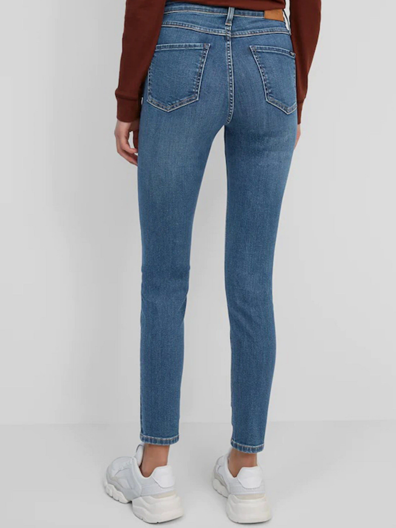 Джинсы Marc O’Polo DENIM KAJ cropped модель M40924012287-P02_32 Джинсы Marc O’Polo DENIM KAJ cropped модель M40924012287-P02_32 Фото