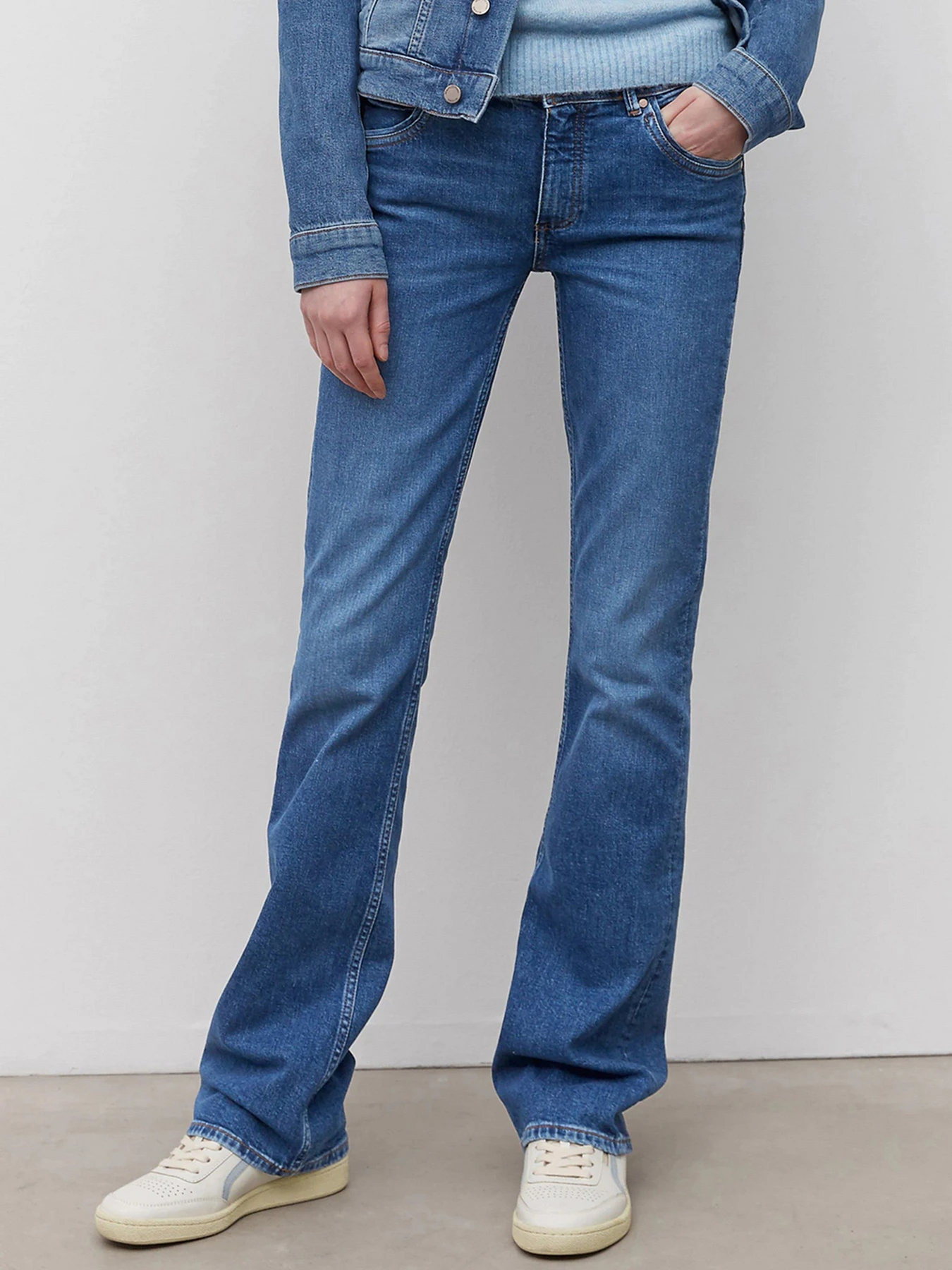 Джинсы Marc O’Polo DENIM Bootcut модель 241925412341-P26_30 Джинсы Marc O’Polo DENIM Bootcut модель 241925412341-P26_30 Фото